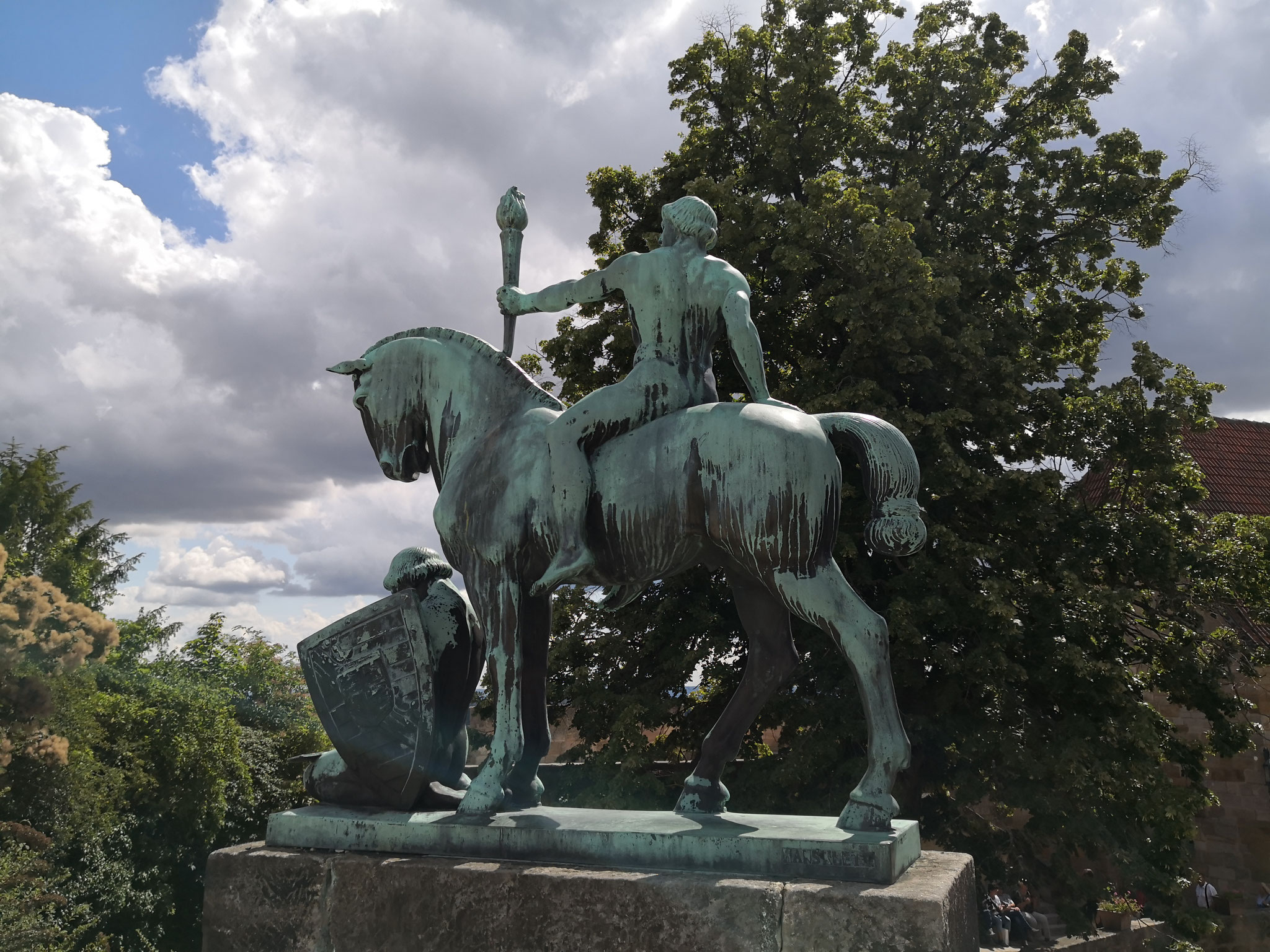 Lutherdenkmal auf der Veste Coburg, Skulptur Licht und Kraft (Lichtbringer zu Pferde, 1913) von Hans Klett (* 1876)