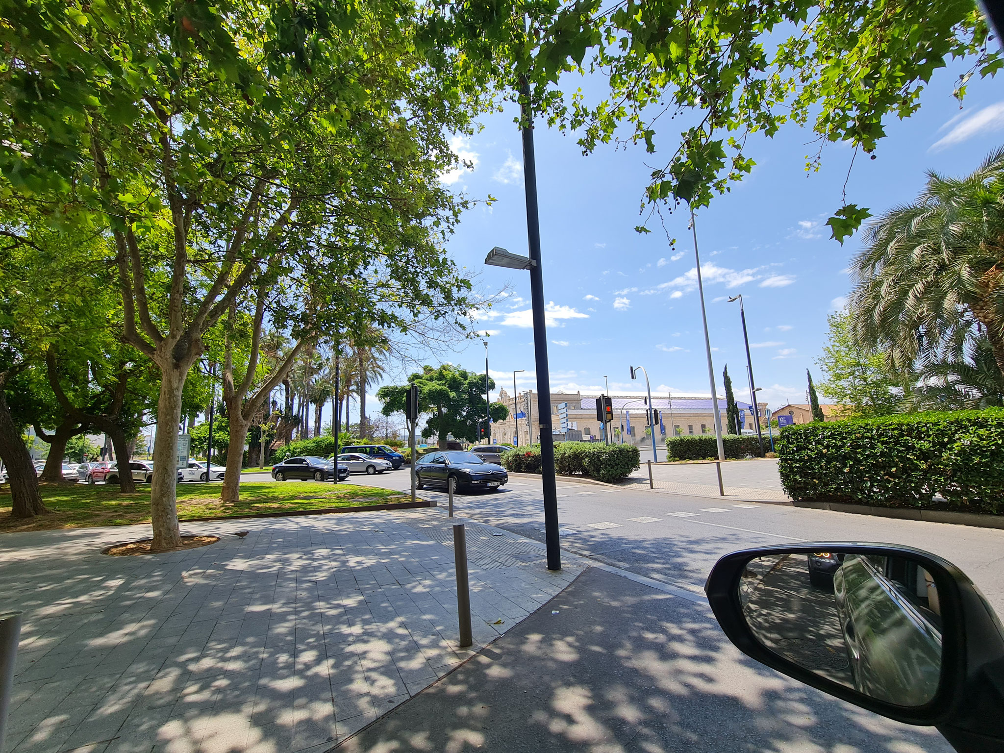 Alquiler oficina ubicacion estrategica centro Alicante en Avenida Oscar Espla, la mejor zona de negocios junto al Puerto de Alicante junto a Casa Mediterraneo, Avenida Elche, Registro Mercantil, Hotel AC Marriott, Distrito Digital, EUIPO 