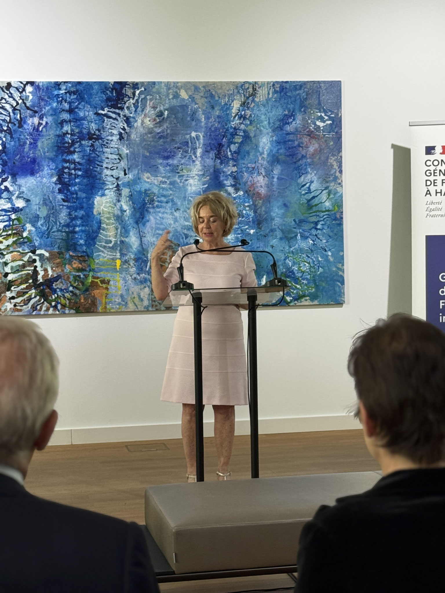 Madame la Consule Générale Valérie Luebken