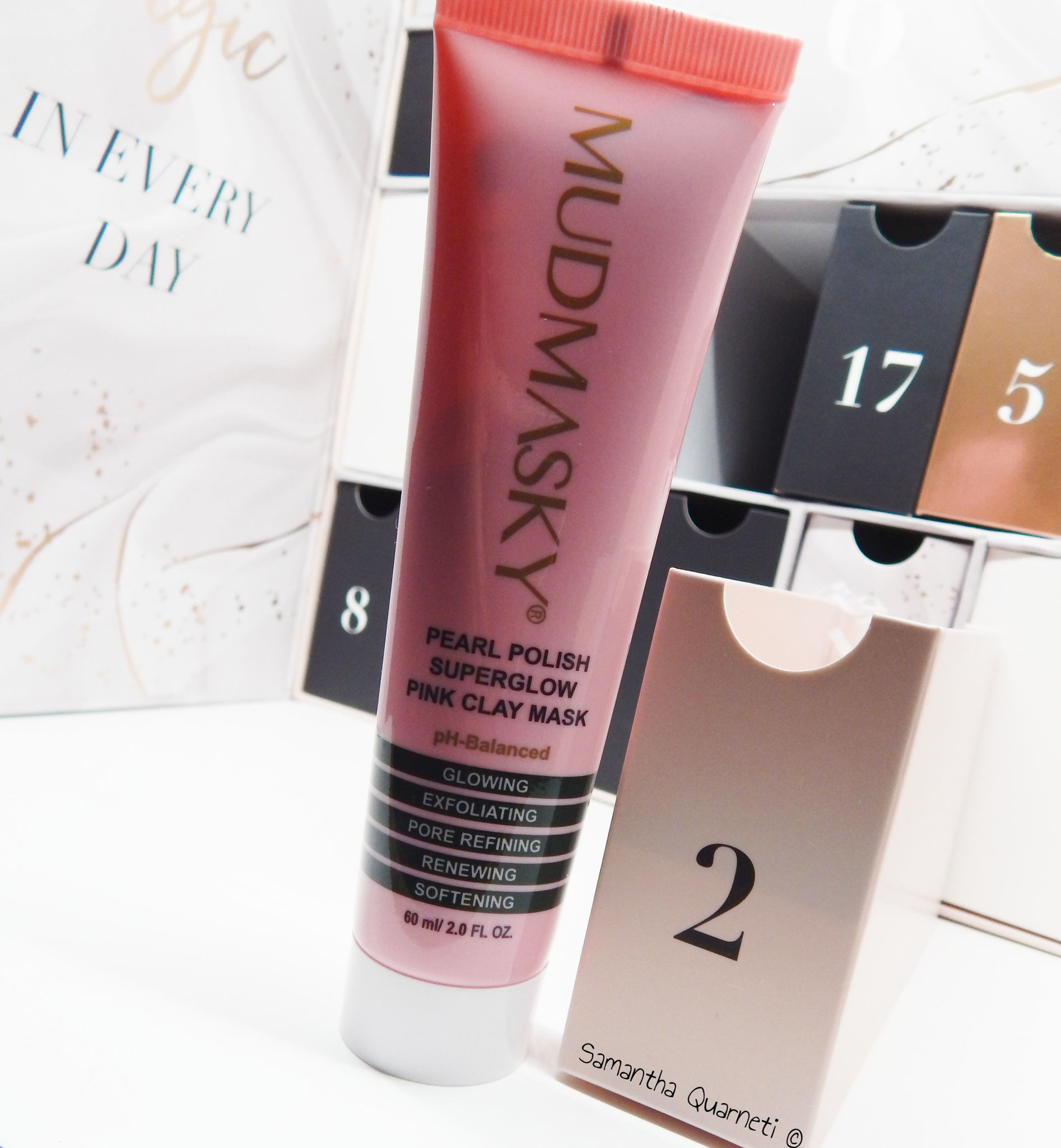 Unboxing Glossybox Advent Calendar 2023 Blog lifestyle and hobbies