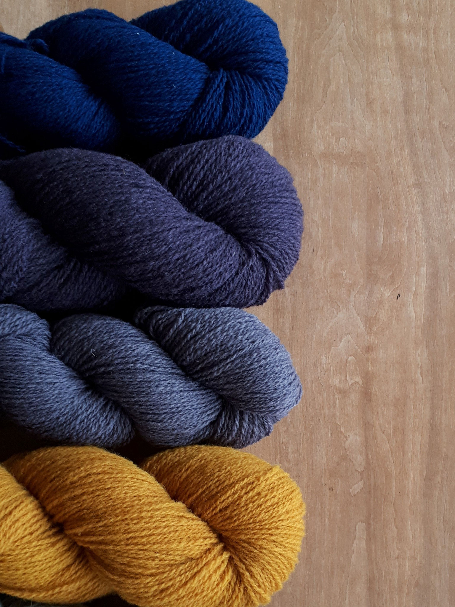 Home Tulliver naturally dyed yarns, handmade in Berlin Tulliver Yarn