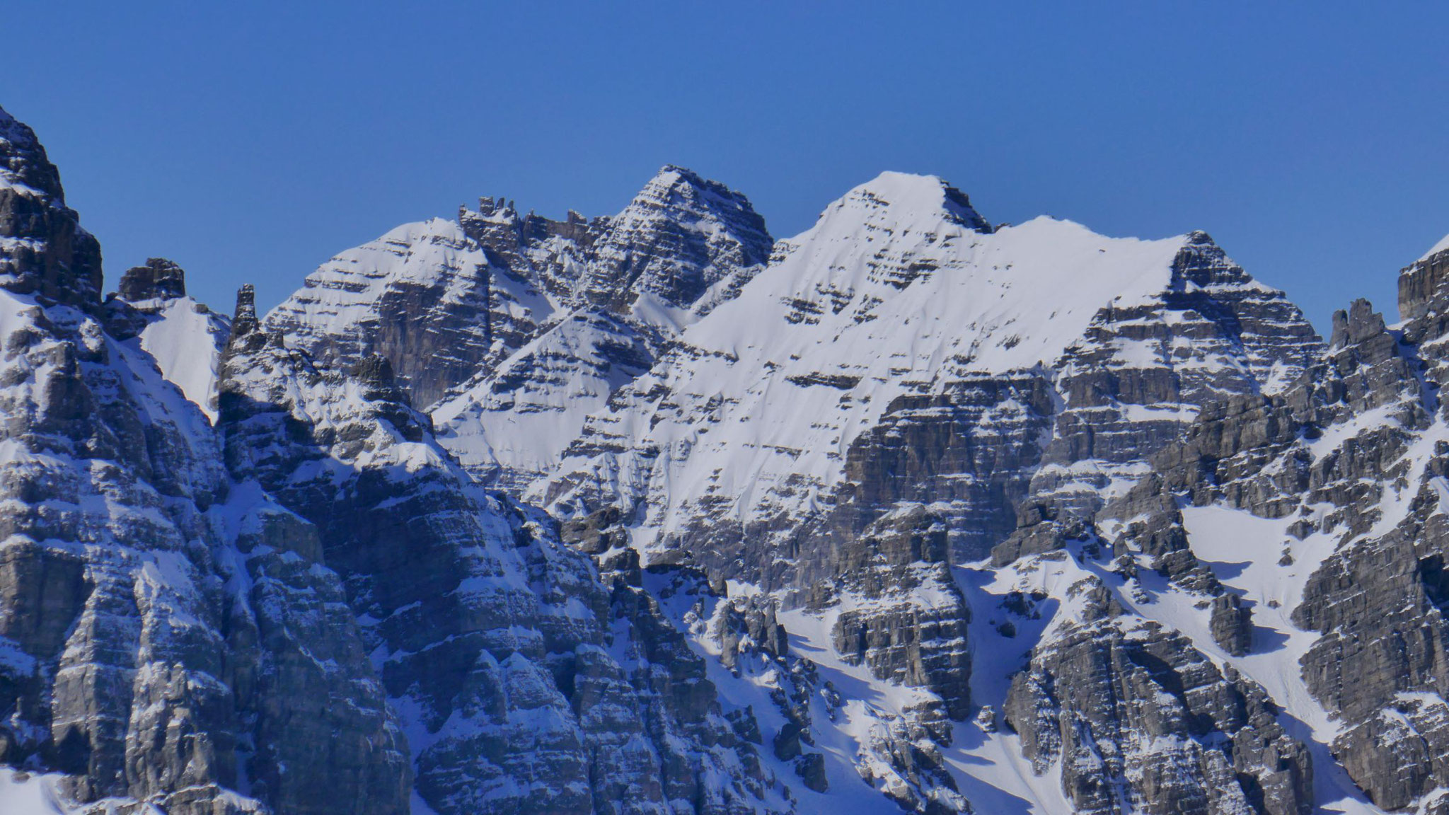 Zoom auf Ochsenwand, Riepenwand und Seespitze