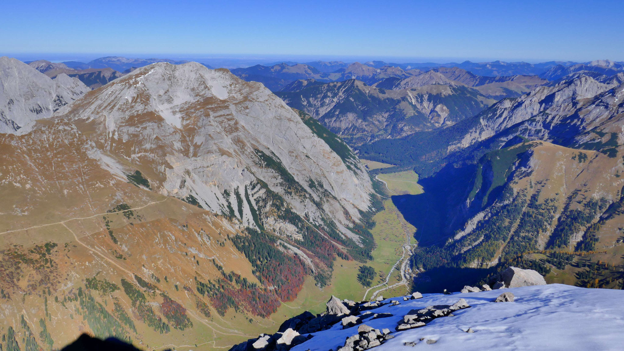 Gamsjoch mit dem Großen Ahornboden