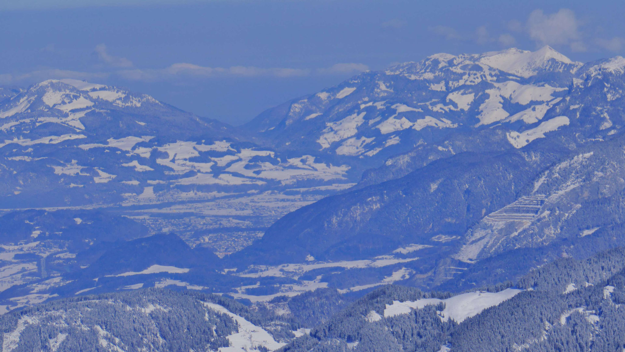 Kufstein, dahinter Chiemgauer Alpen