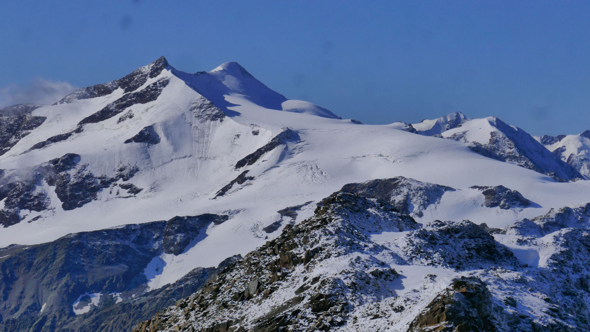 Cevedale & Zufallspitze vor den riesen Zufall- und Langenfernern