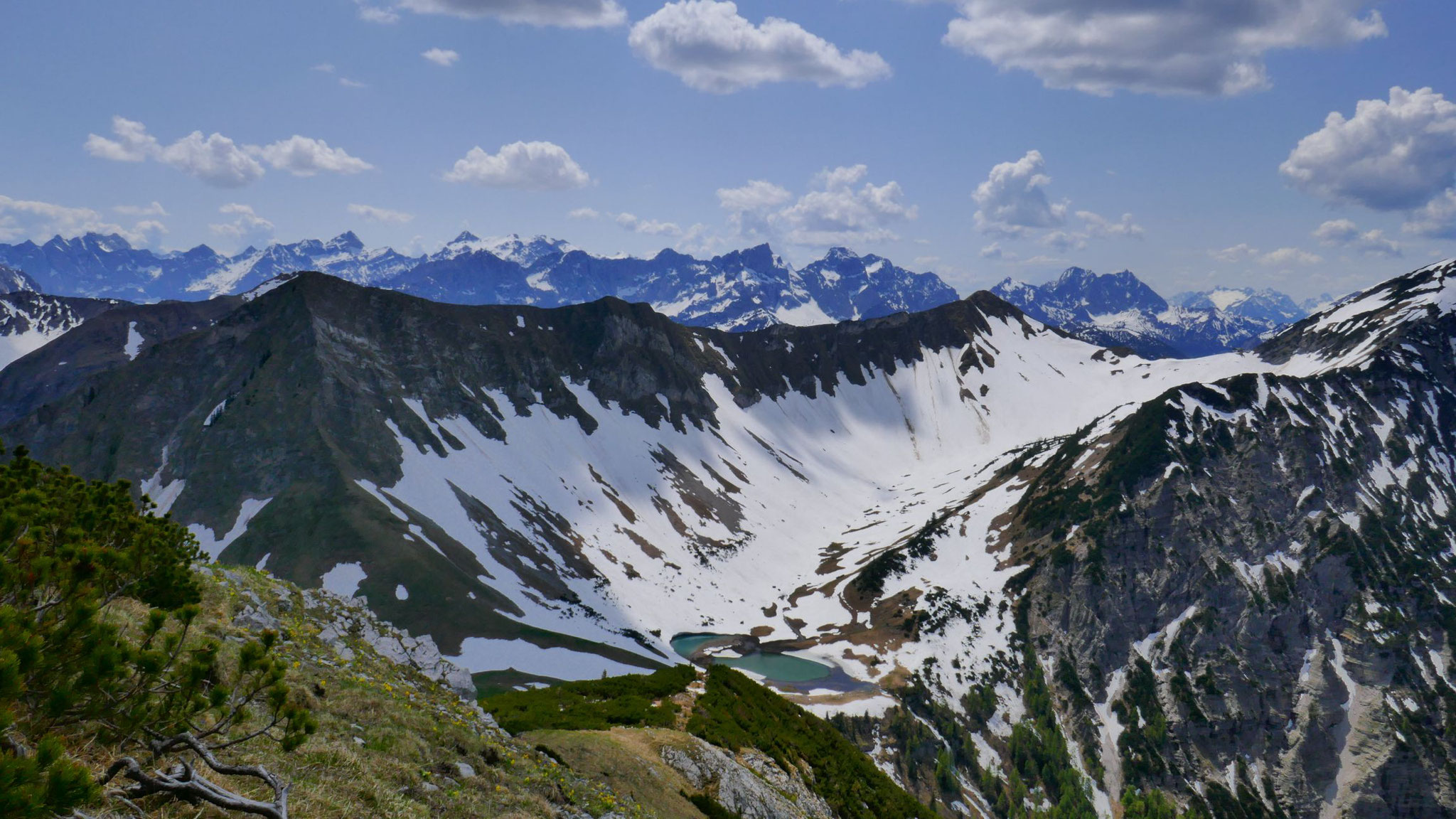 Delpsjoch, Delpsee, rechts oben Delpssattel