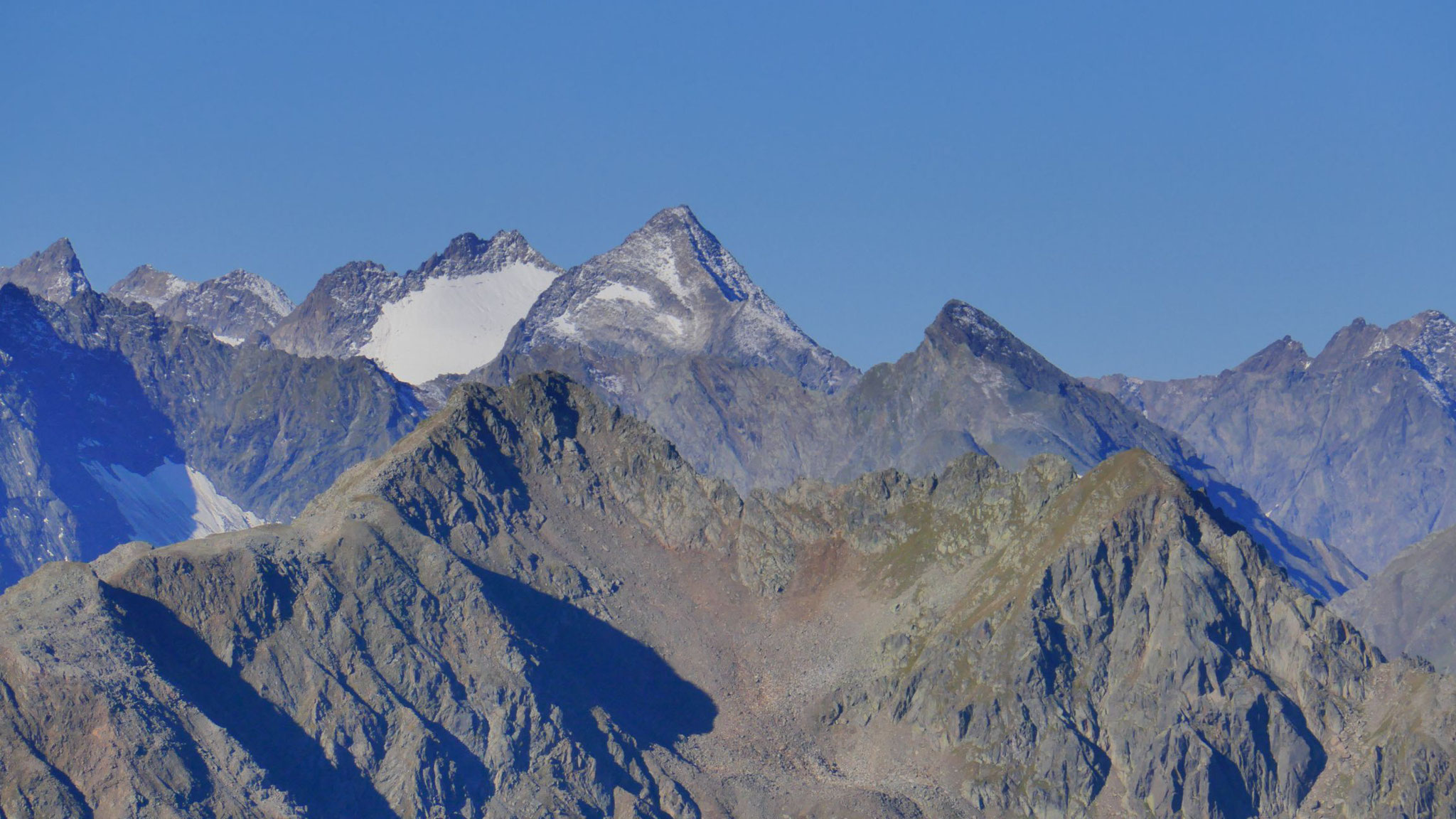 Lüsener Fernerkogel hinter Schwarzhorn