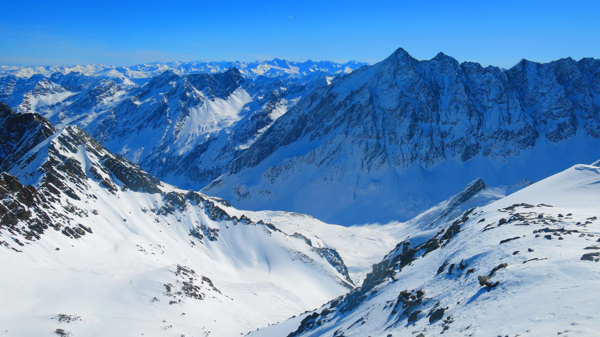 Ochsenkar, dahinter Lüsener Fernerkogel