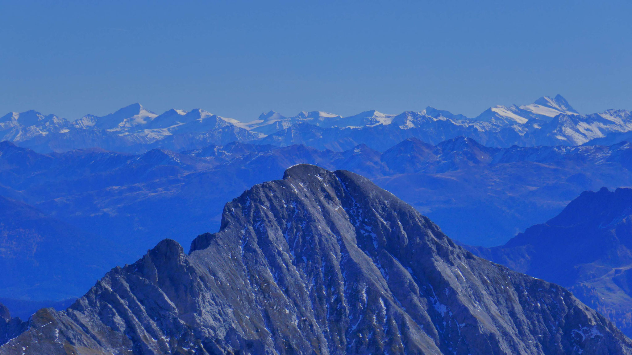 Hochnissl flankiert von Gr. Wiesbachhorn und Großglockner