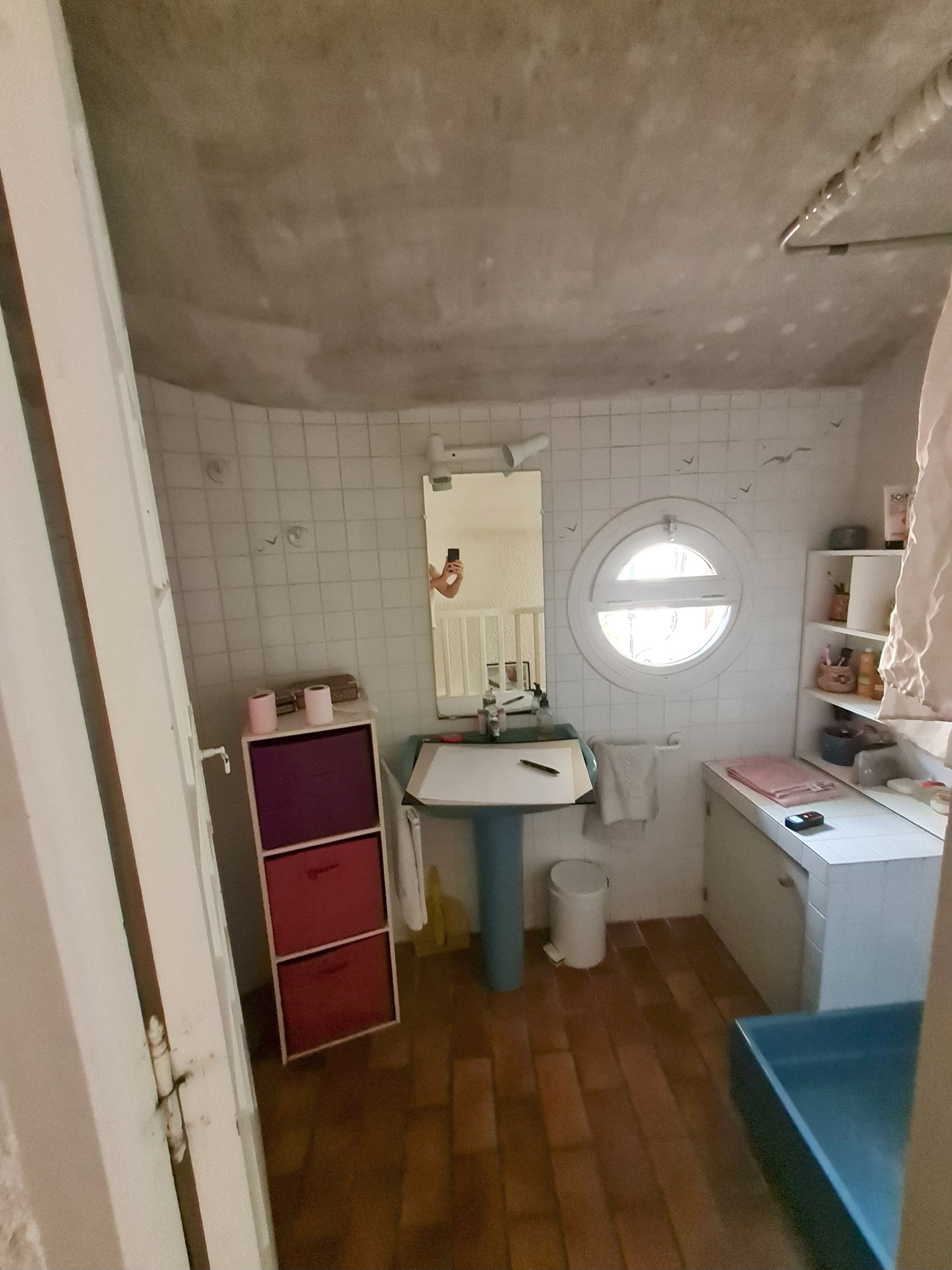 Salle de bain d'appoint AVANT
