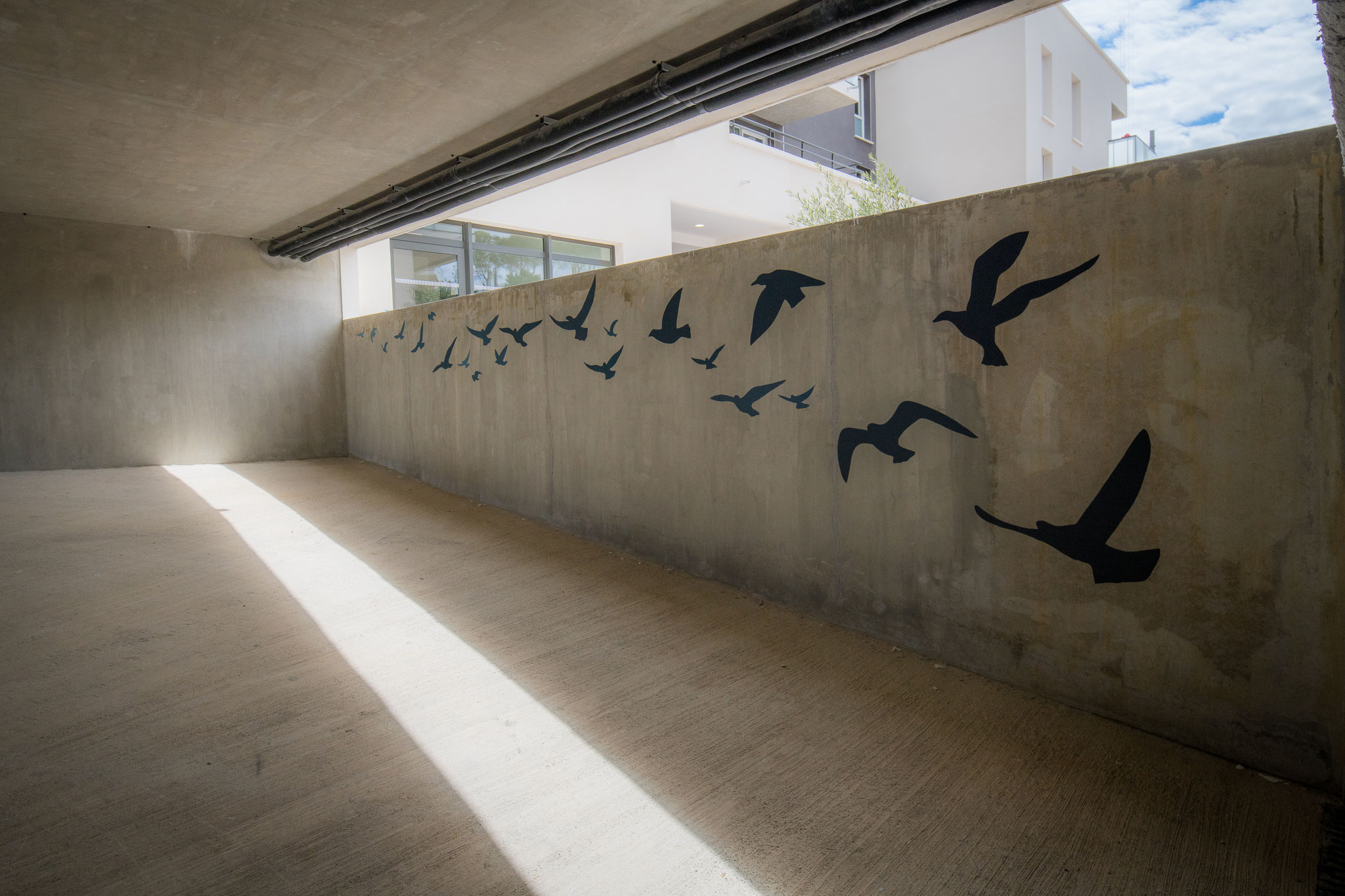  Peinture sur béton dans un garage