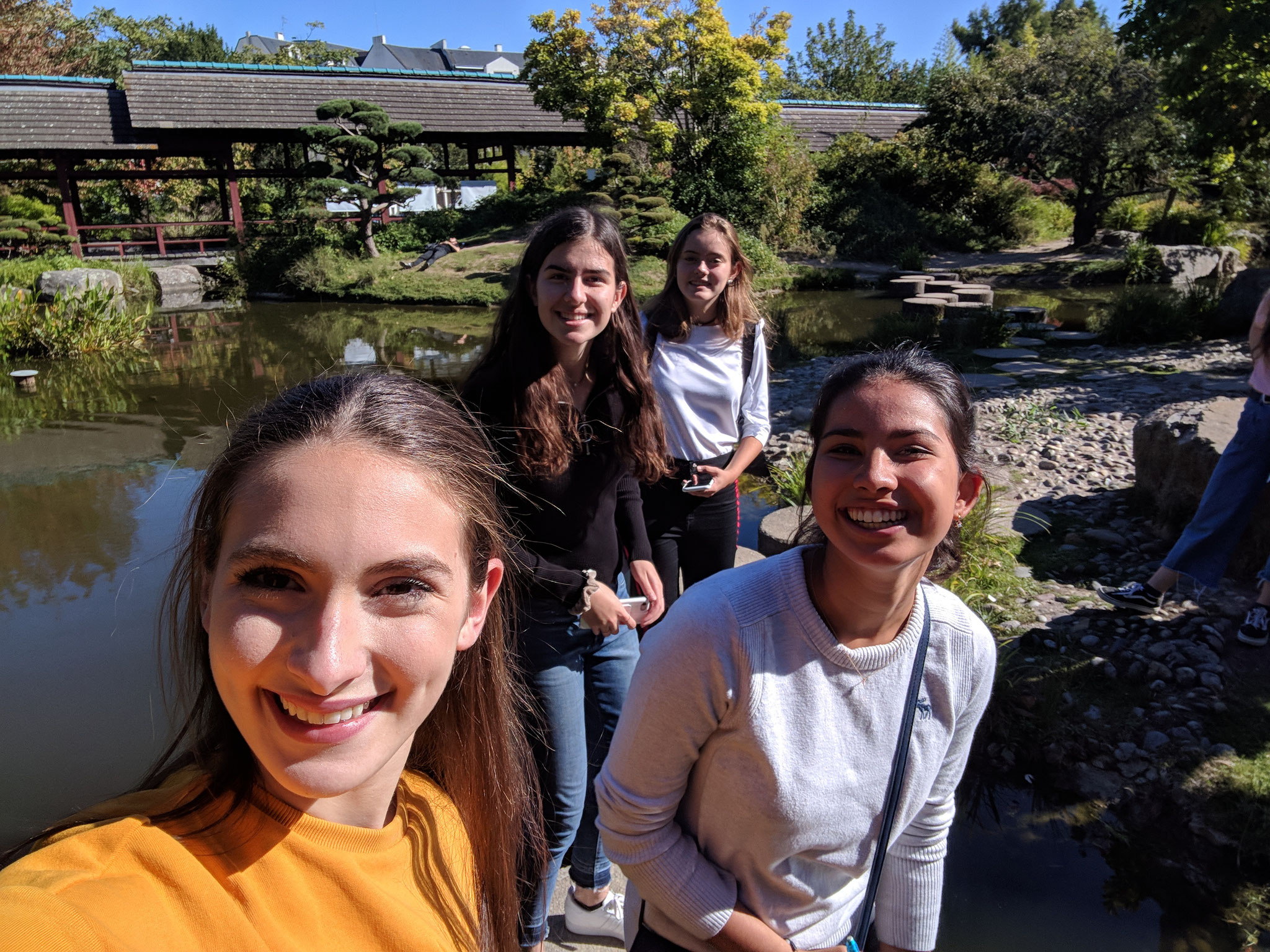 Les 4 correspondantes sur les pas japonais