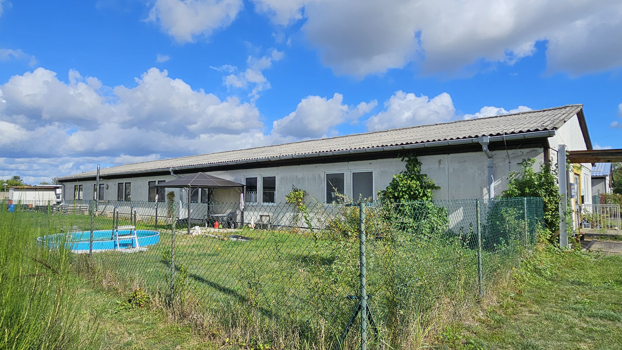 Aussenansicht Industriehalle