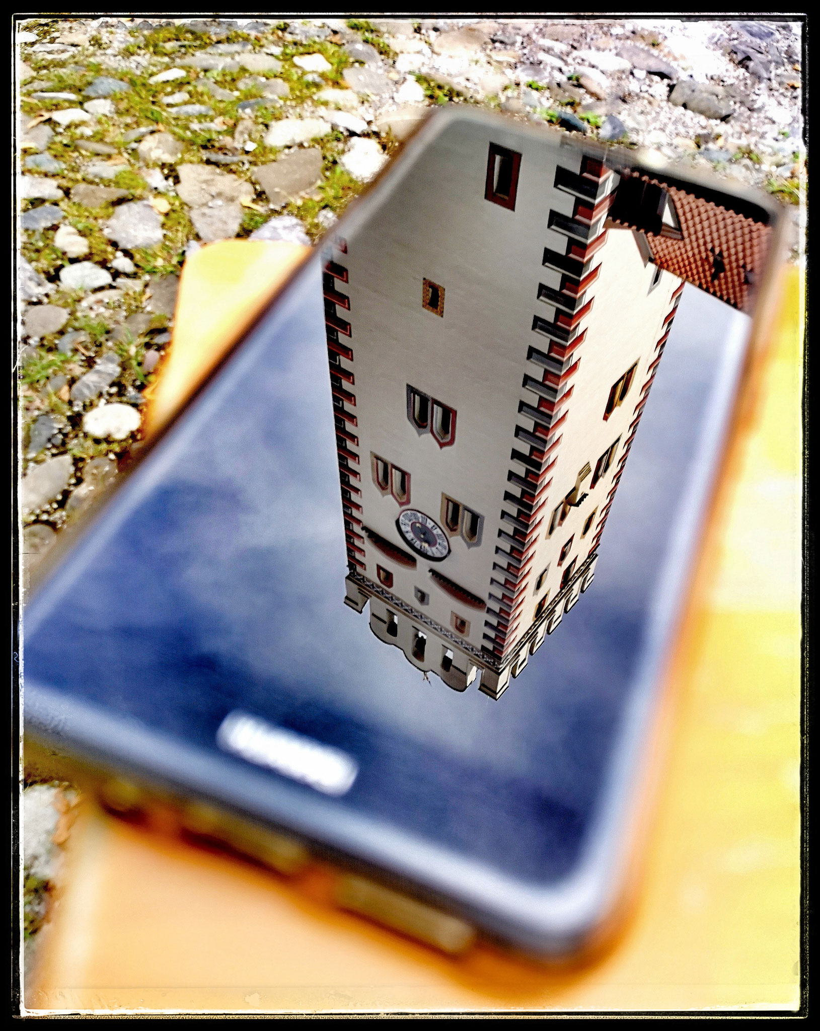 "Bayertor Spiegelung" - Charlie Fischer, Juni 2023