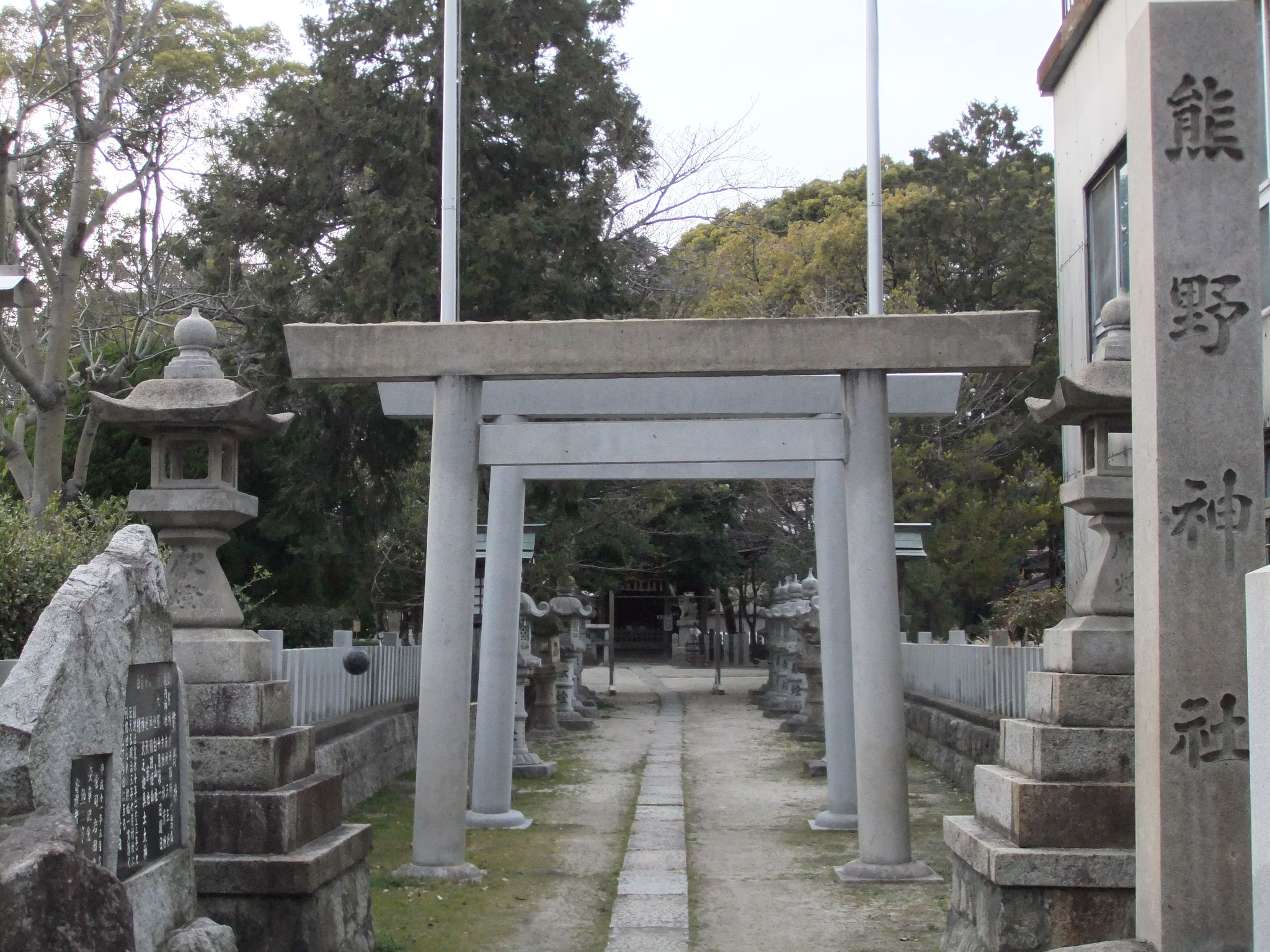 熊野神社_鳥居（二女子町）