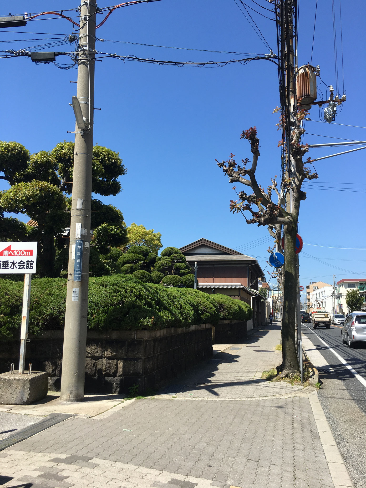 ⑥商大筋は曲がらないでね