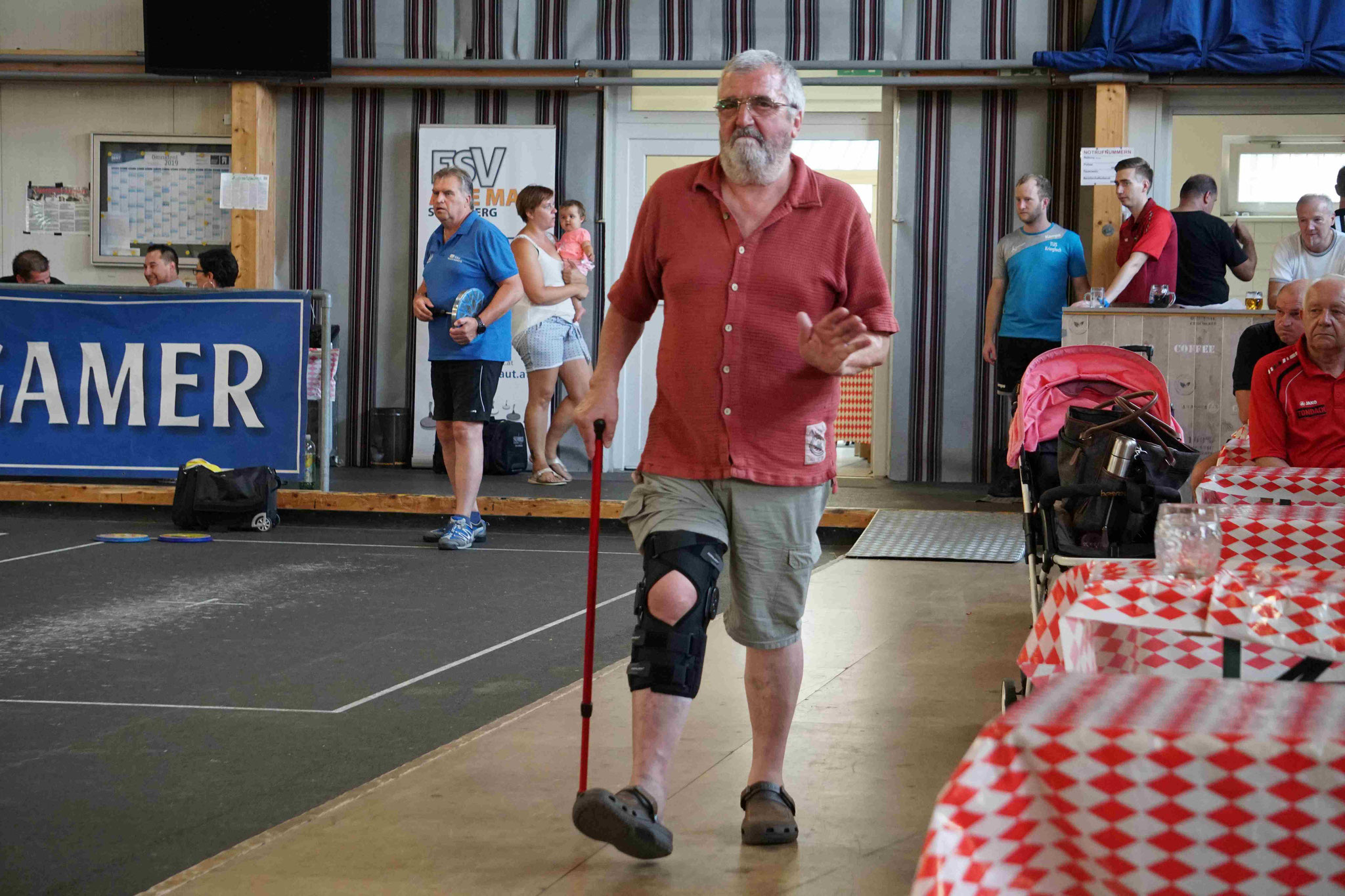 trotz Verletzung ist unser Herbert immer zur Stelle