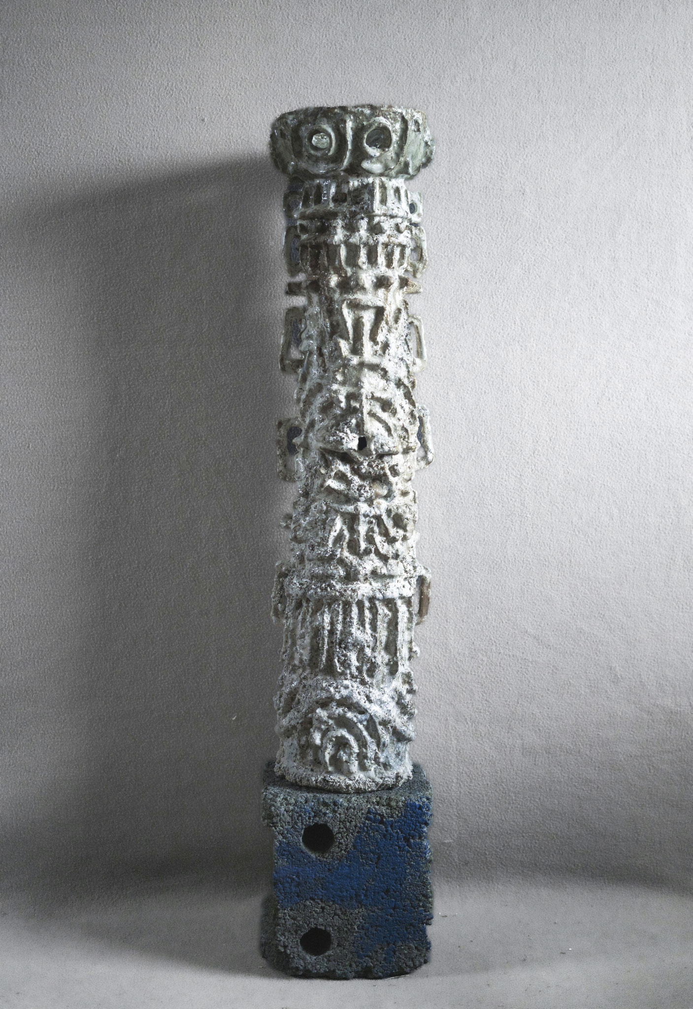 Panoptès, 2025 - haut. 90 cm, diam. 15 cm - cuisson réductrice à gaz