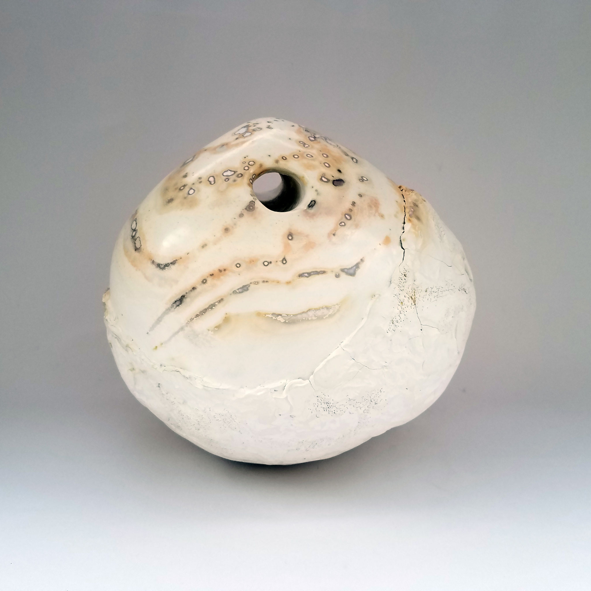 Emergence 25X28X25 cm