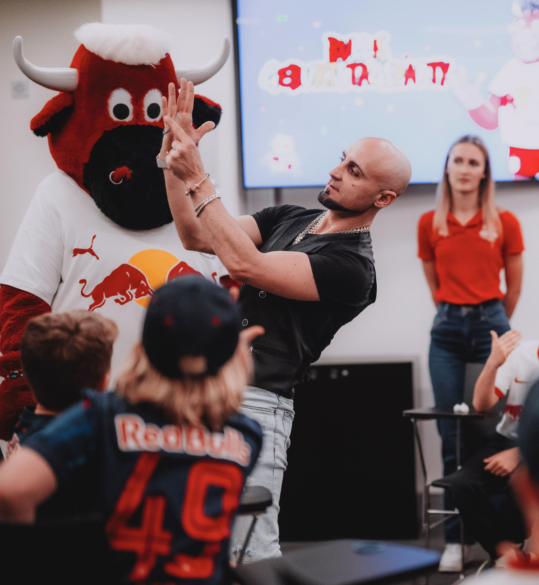 Johnny Diablo - Magic for Red Bull