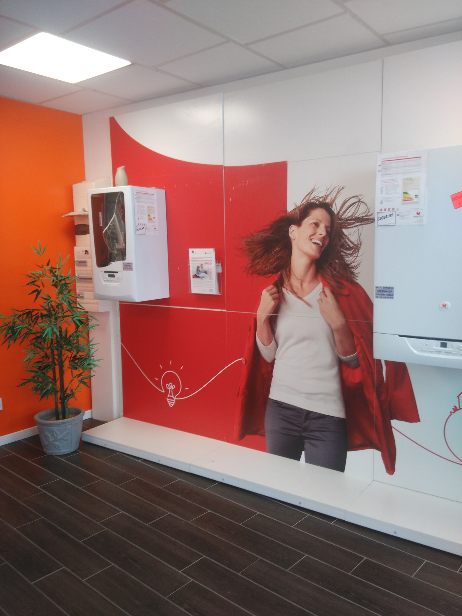 Showroom 28 rue du 8 Mai - 41200 Romorantin