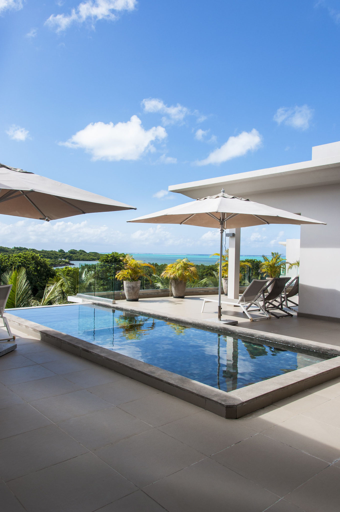 EXCEPTIONNEL IMMOBILIER EN REVENTE PENTHOUSE VUE MER EN IRS A L'ILE MAURICE par JINVESTY