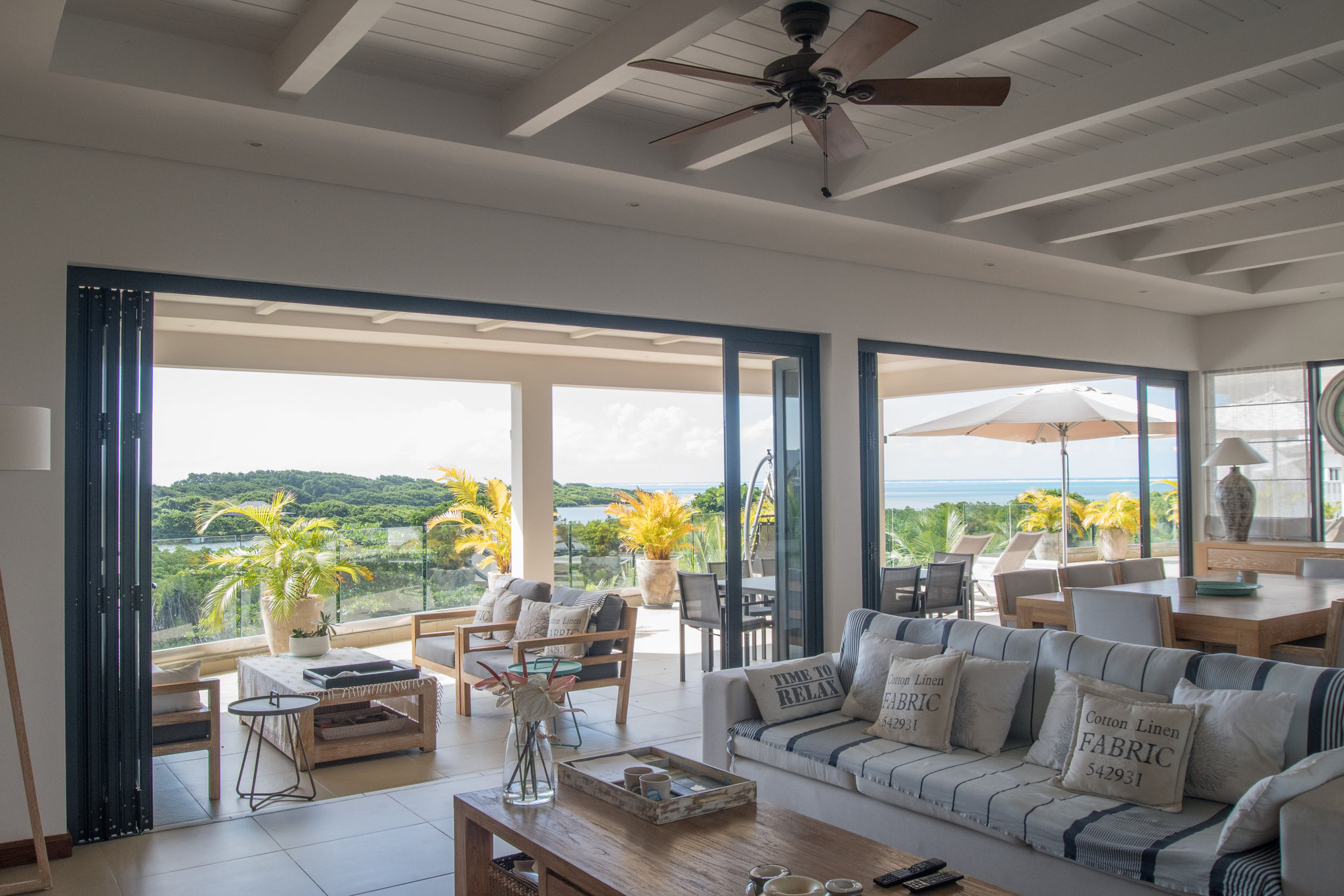 EXCEPTIONNEL IMMOBILIER EN REVENTE PENTHOUSE VUE MER EN IRS A L'ILE MAURICE par JINVESTY