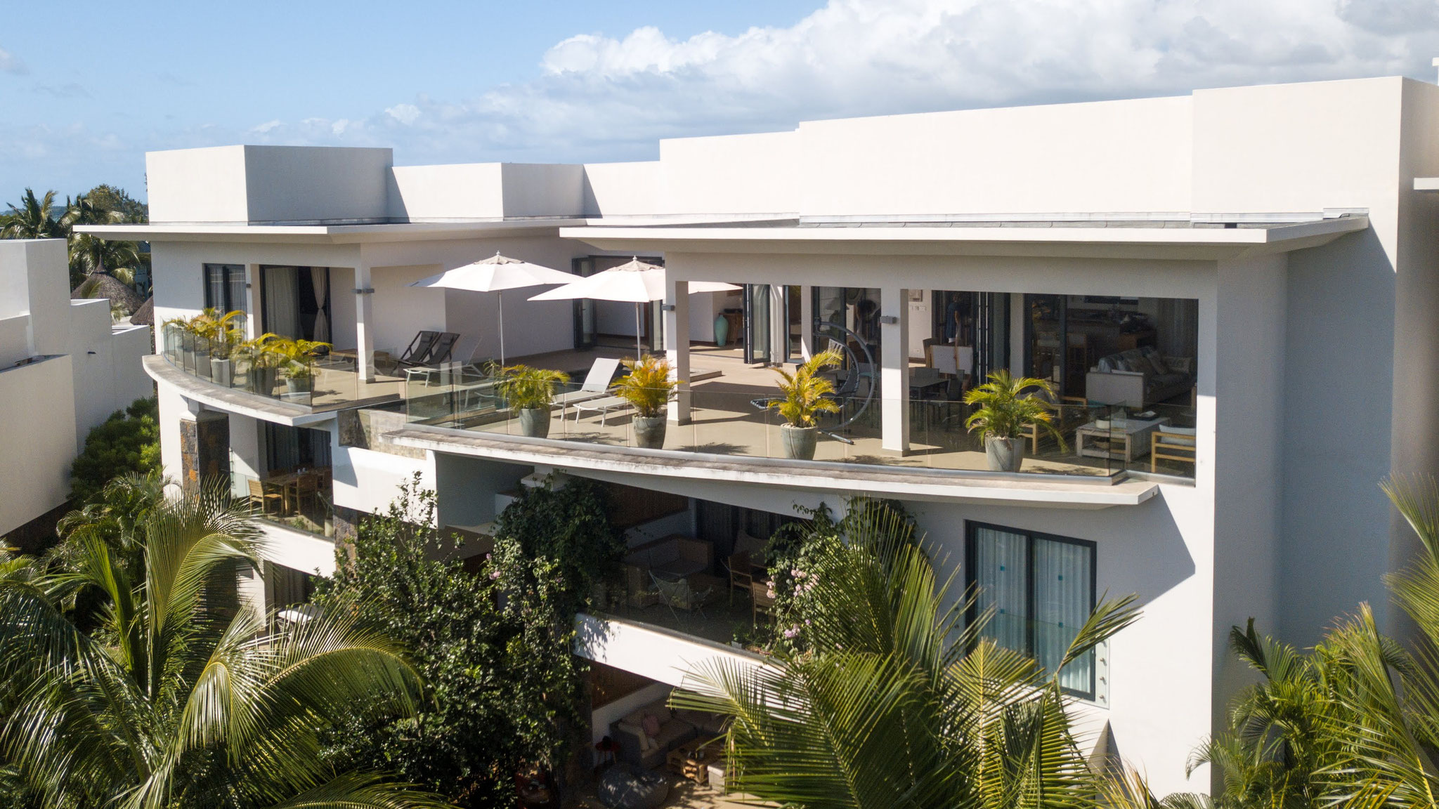 EXCEPTIONNEL IMMOBILIER EN REVENTE PENTHOUSE DE LUXE VUE MER EN IRS A L'ILE MAURICE par JINVESTY
