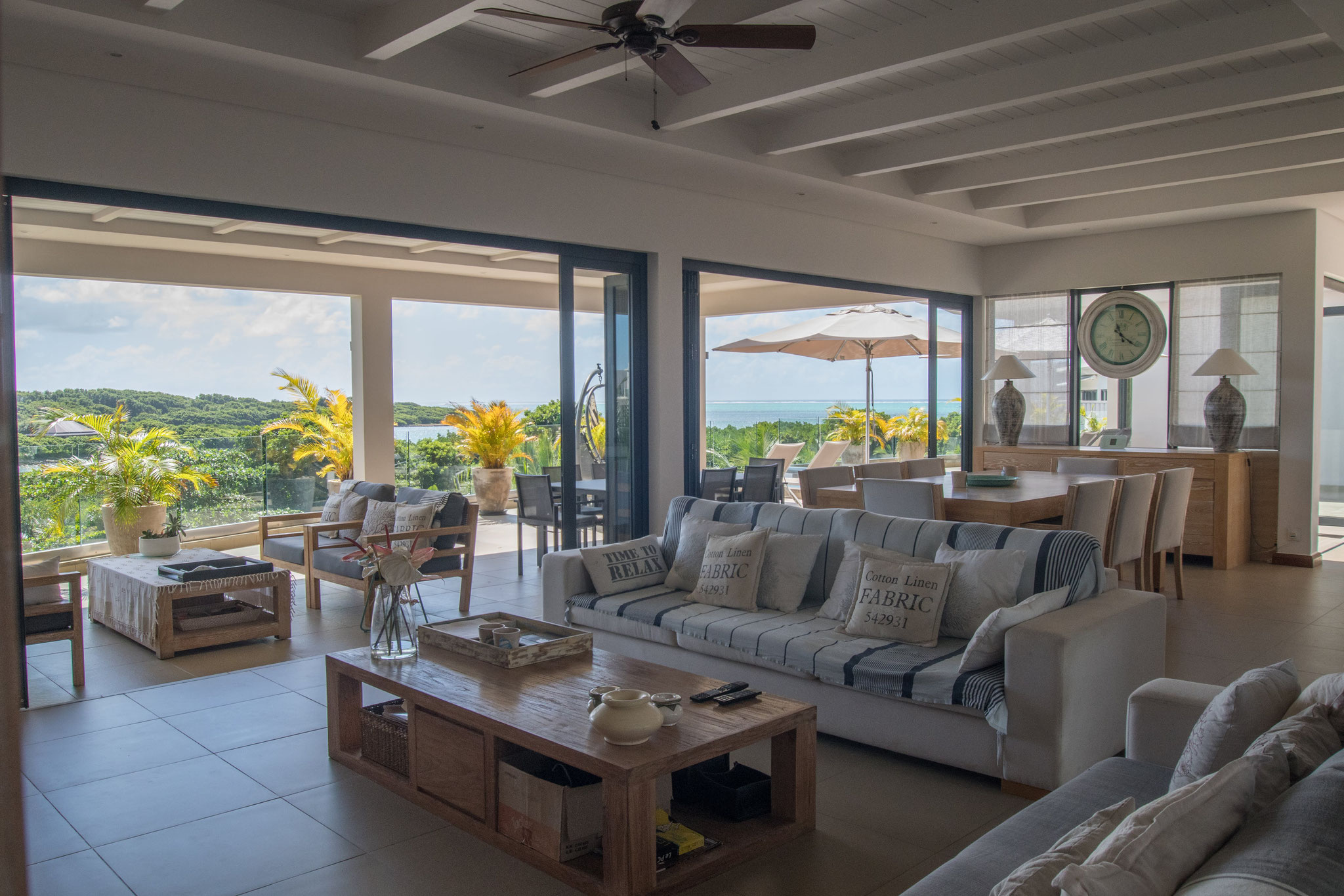 EXCEPTIONNEL IMMOBILIER EN REVENTE PENTHOUSE VUE MER EN IRS A L'ILE MAURICE par JINVESTY