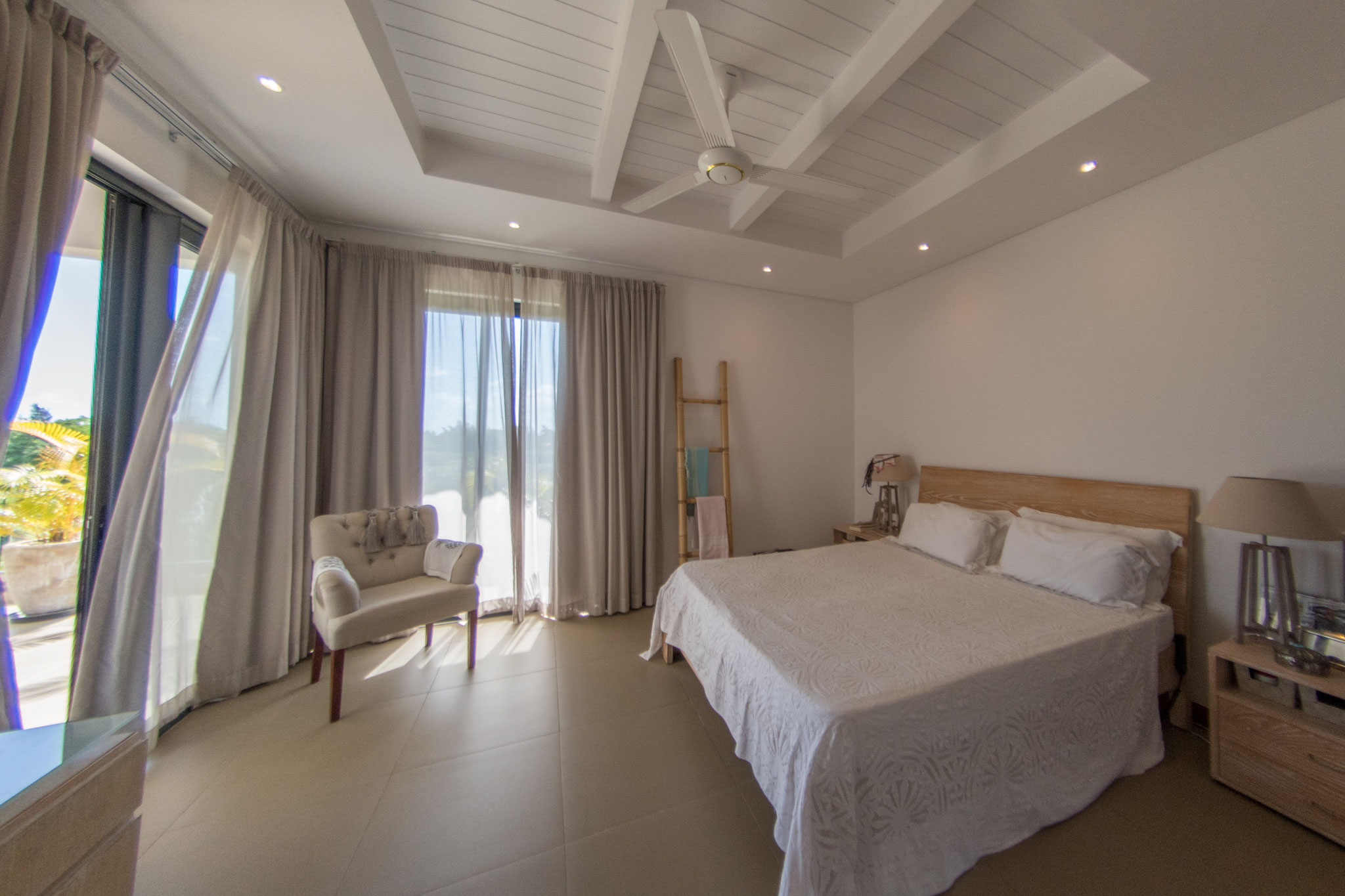 RESALE EXCEPTIONAL PROPERTY SEA VIEW IN THE WORLD - PENTHOUSE IRS AZURI IN MAURITIUS ISLAND By JINVESTY