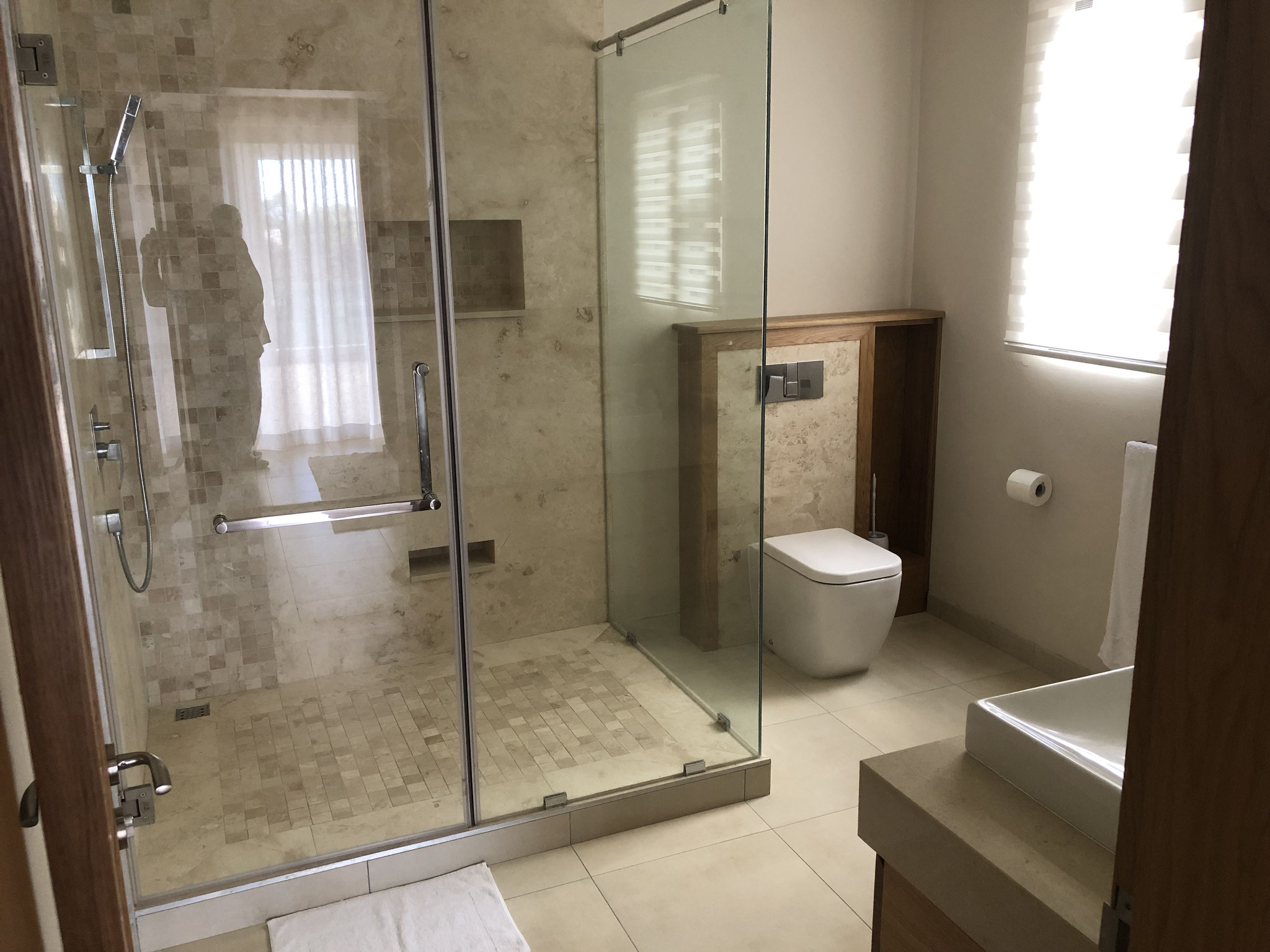 achat vente et revente appartement T4 3 chambres balcon R+2 jinvesty votre agence immobilière grand baie Pereybère ile maurice