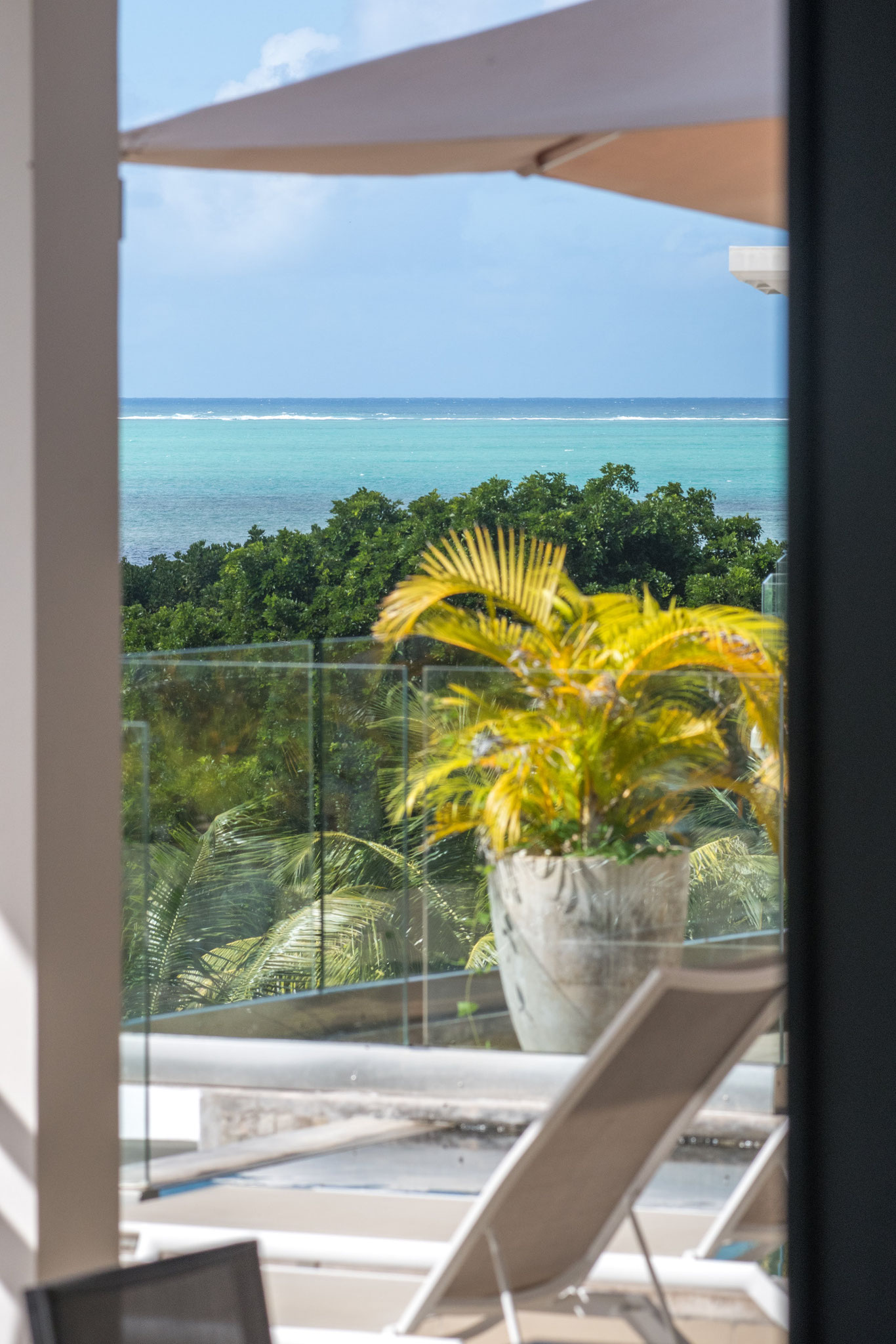 EXCEPTIONNEL IMMOBILIER EN REVENTE PENTHOUSE VUE MER EN IRS A L'ILE MAURICE par JINVESTY