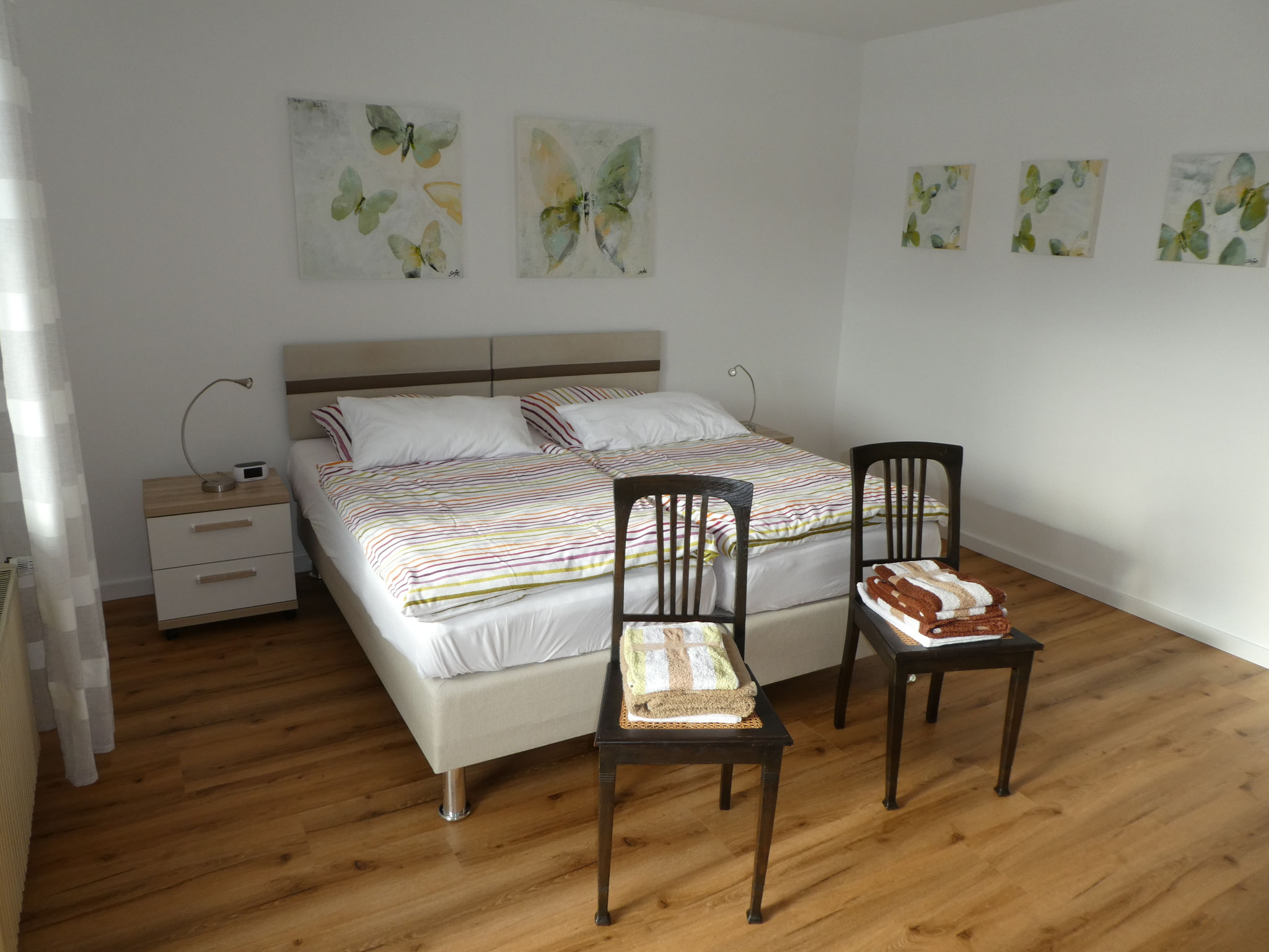 Schlafzimmer 1 mit Doppelbett