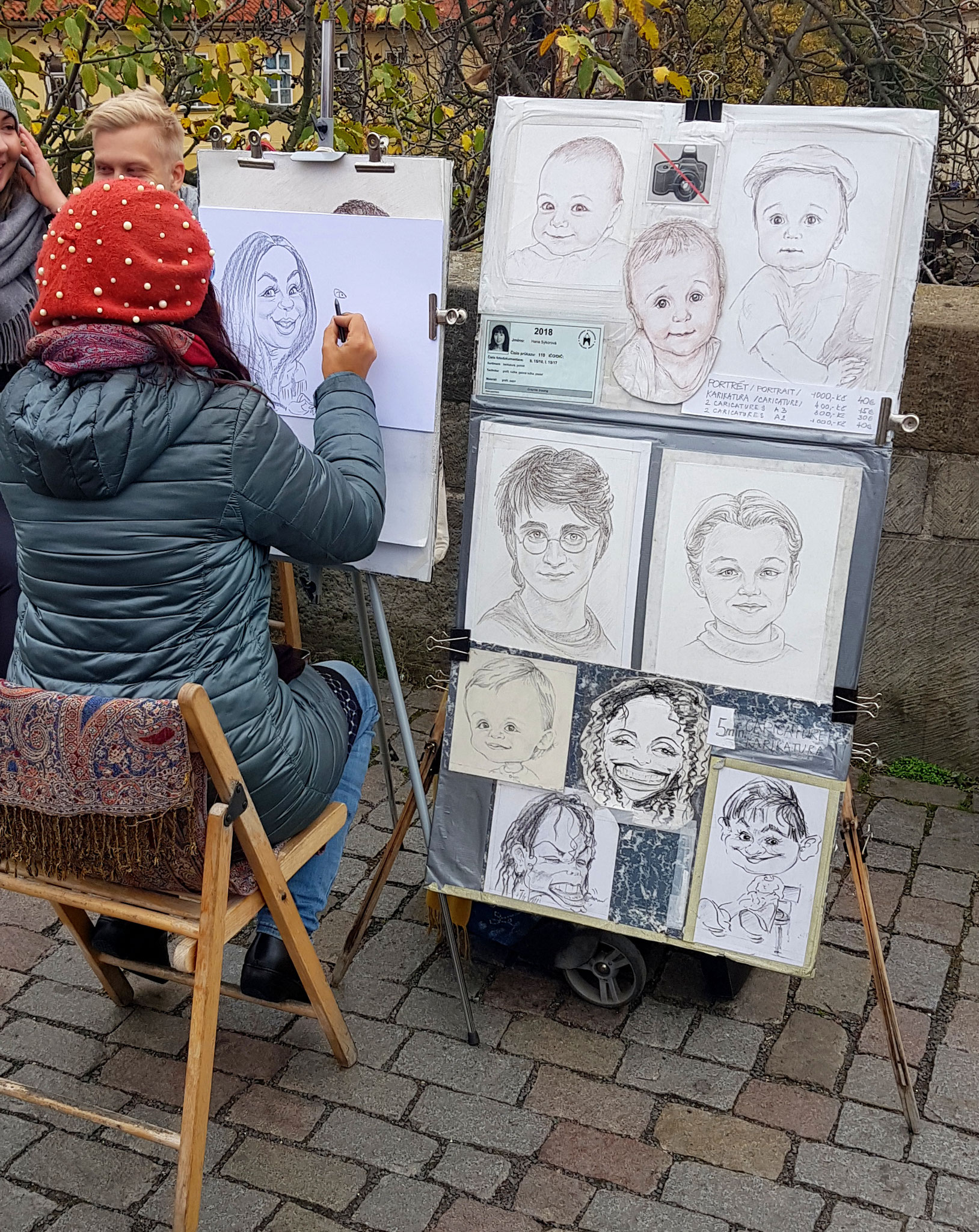Künstler auf der Karlsbrücke