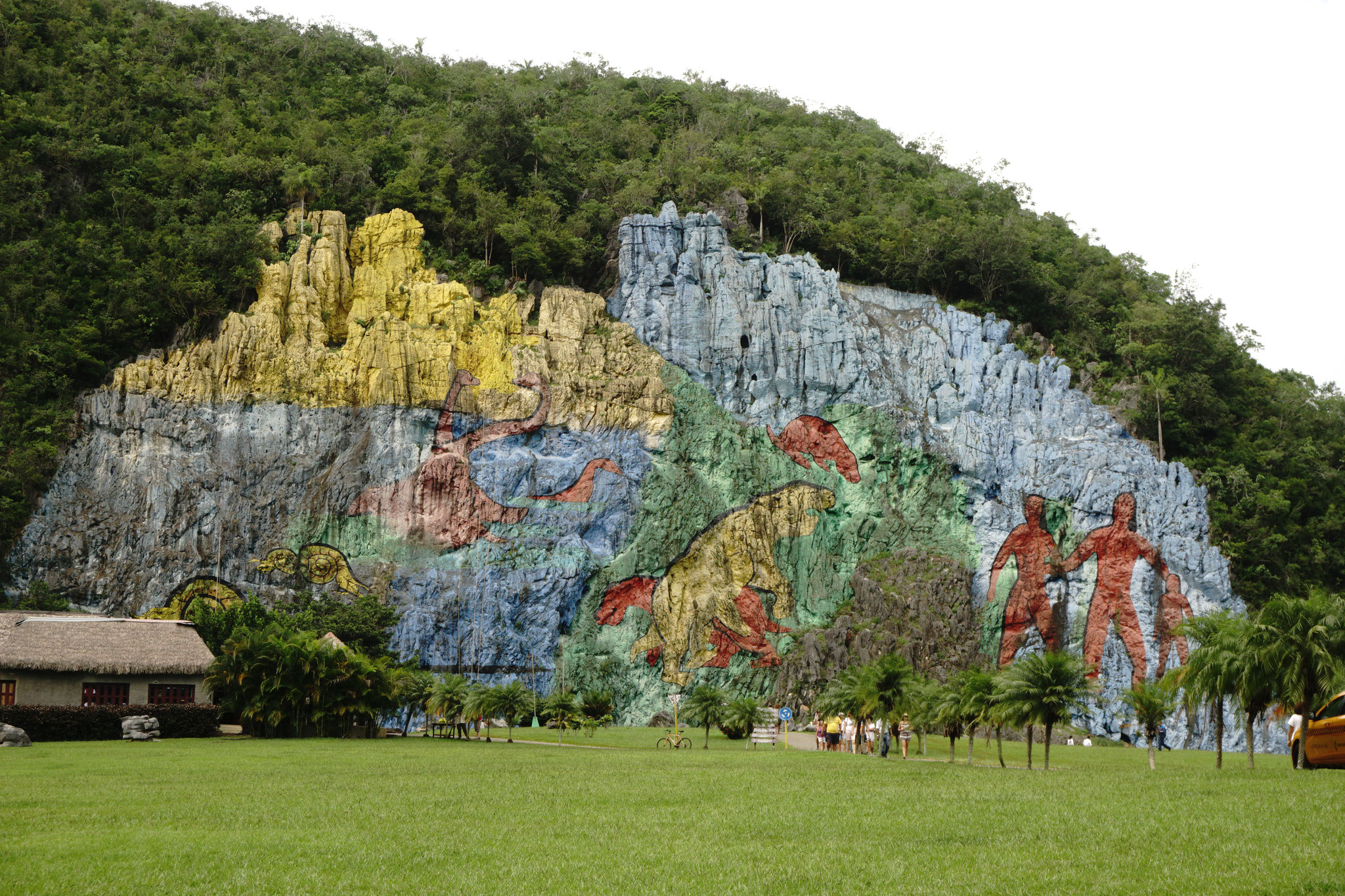 Kuba - Mural de la Prehistoria: Bunt bemalte Wand