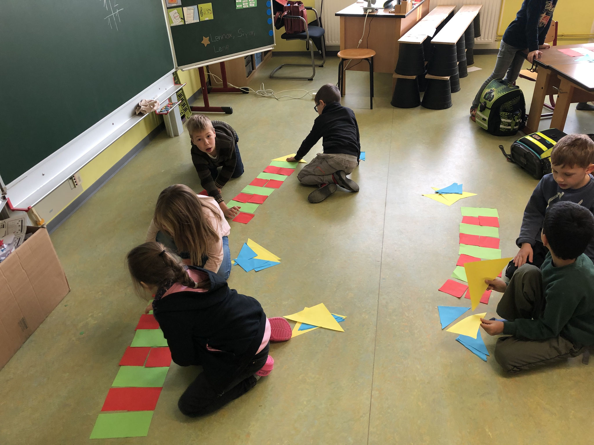 Falten, schneiden, legen – auch das ist Matheunterricht! - grundschule-sg-siedenburgs Webseite!