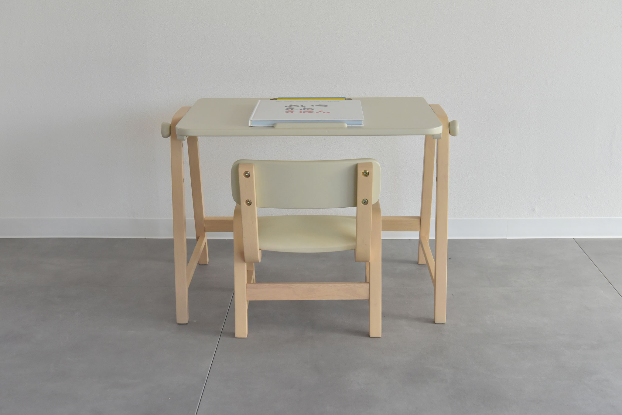 キッズデスク&チェアセット - 子ども用家具Kidzoo(キッズー)シリーズの