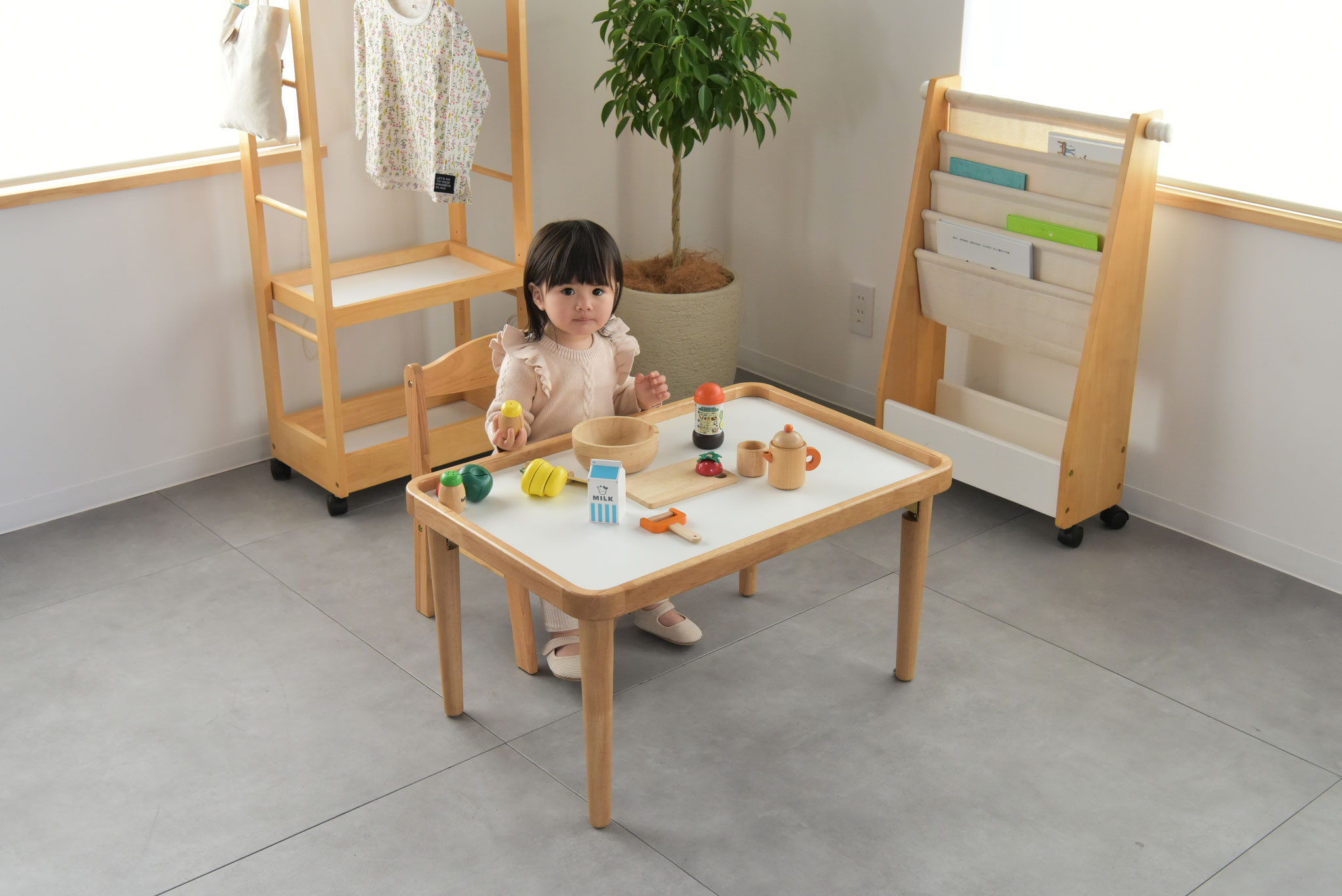 キッズーフォールディングプレイテーブル - 子ども用家具Kidzoo キッズーフォールディングプレイテーブル - 子ども用家具Kidzoo