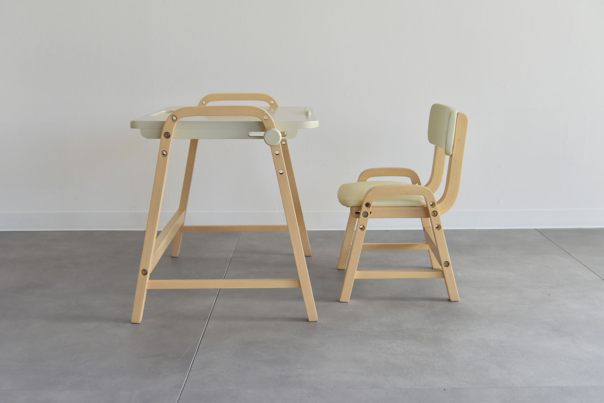 キッズデスク&チェアセット - 子ども用家具Kidzoo(キッズー