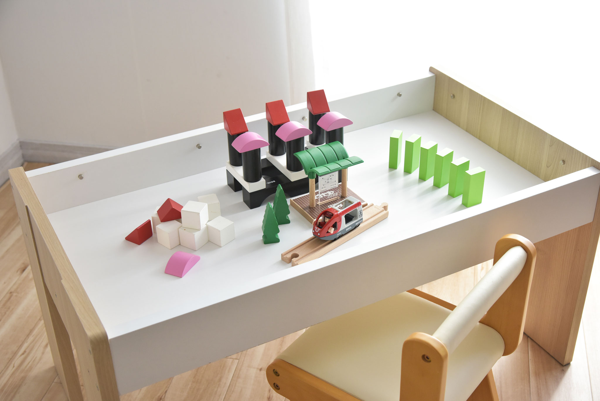 プレイテーブル（幅90cm） - 子ども用家具Kidzoo(キッズー)シリーズの