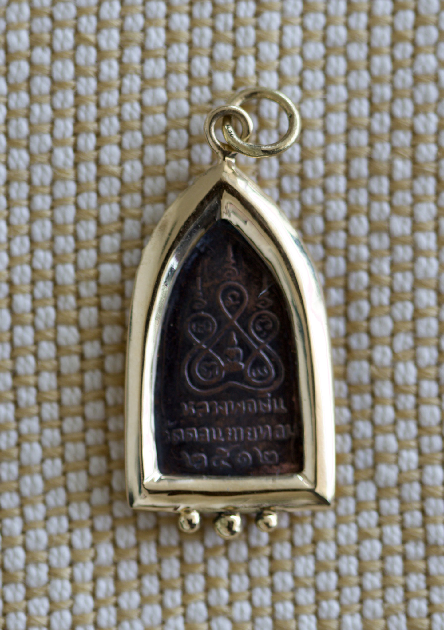 pendentif or 750