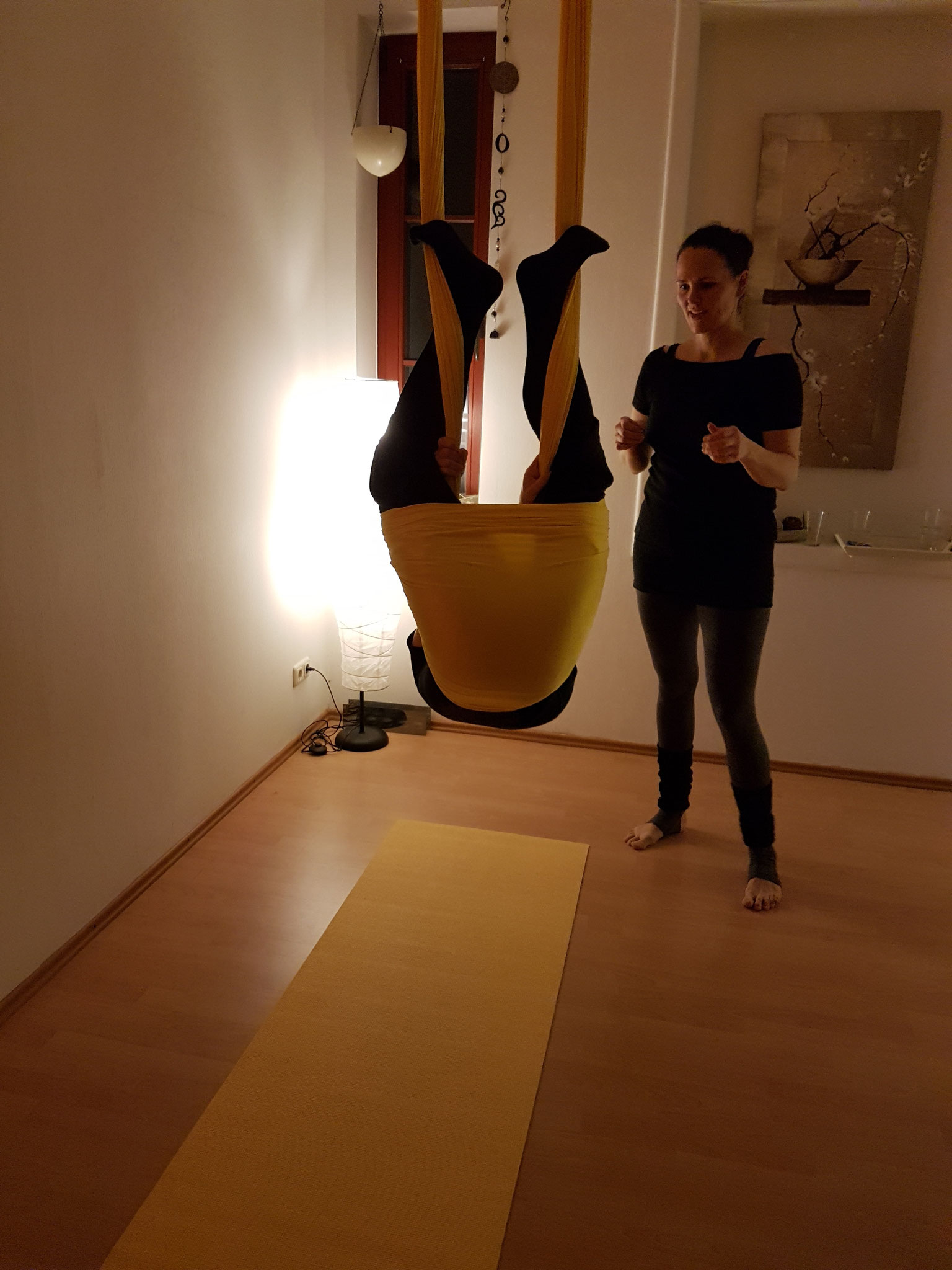 AERIAL YOGA - Personal Training - ProMentalis Garding
