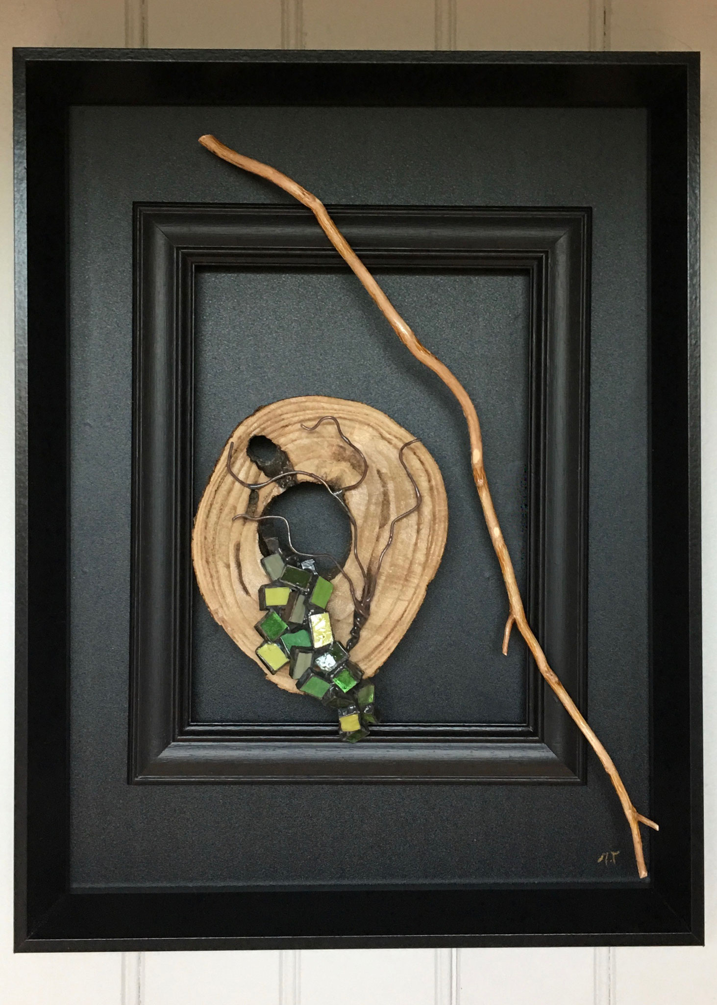 Tableau rondin de bois et cascade tesselles de verre Murano