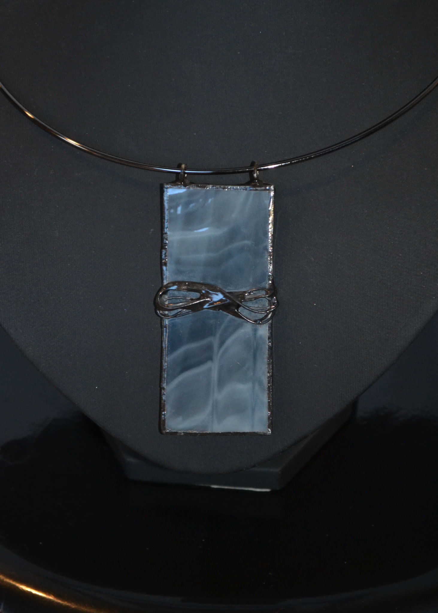  Pendentif Tiffany gris  Détail  