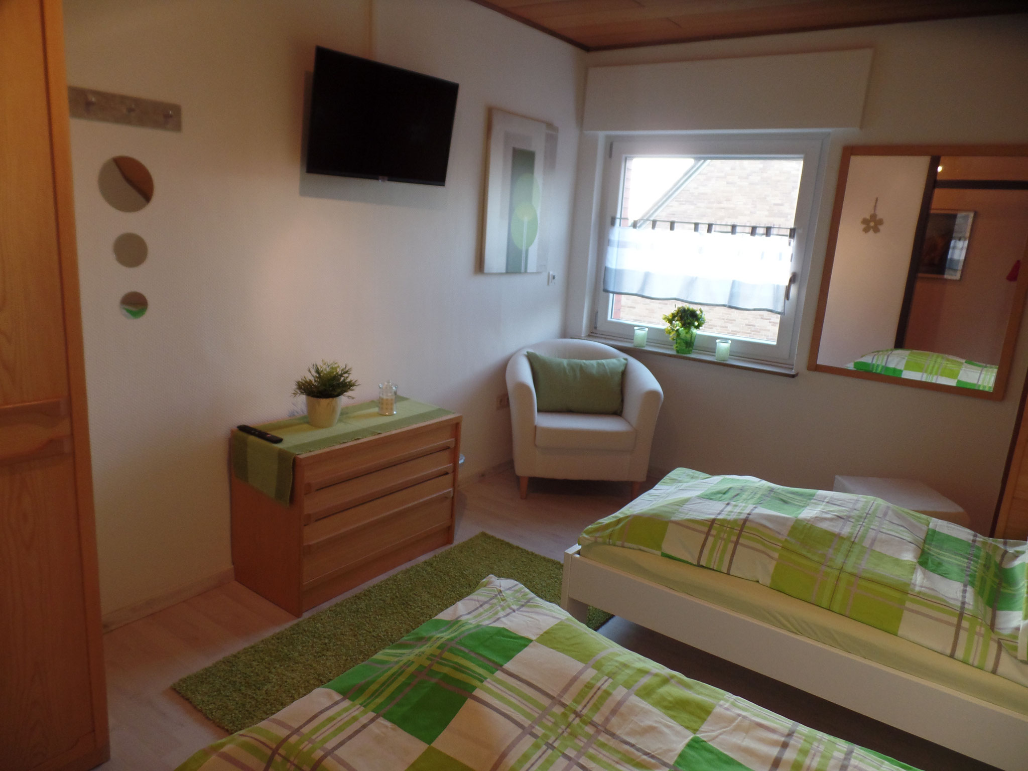Schlafzimmer 2
