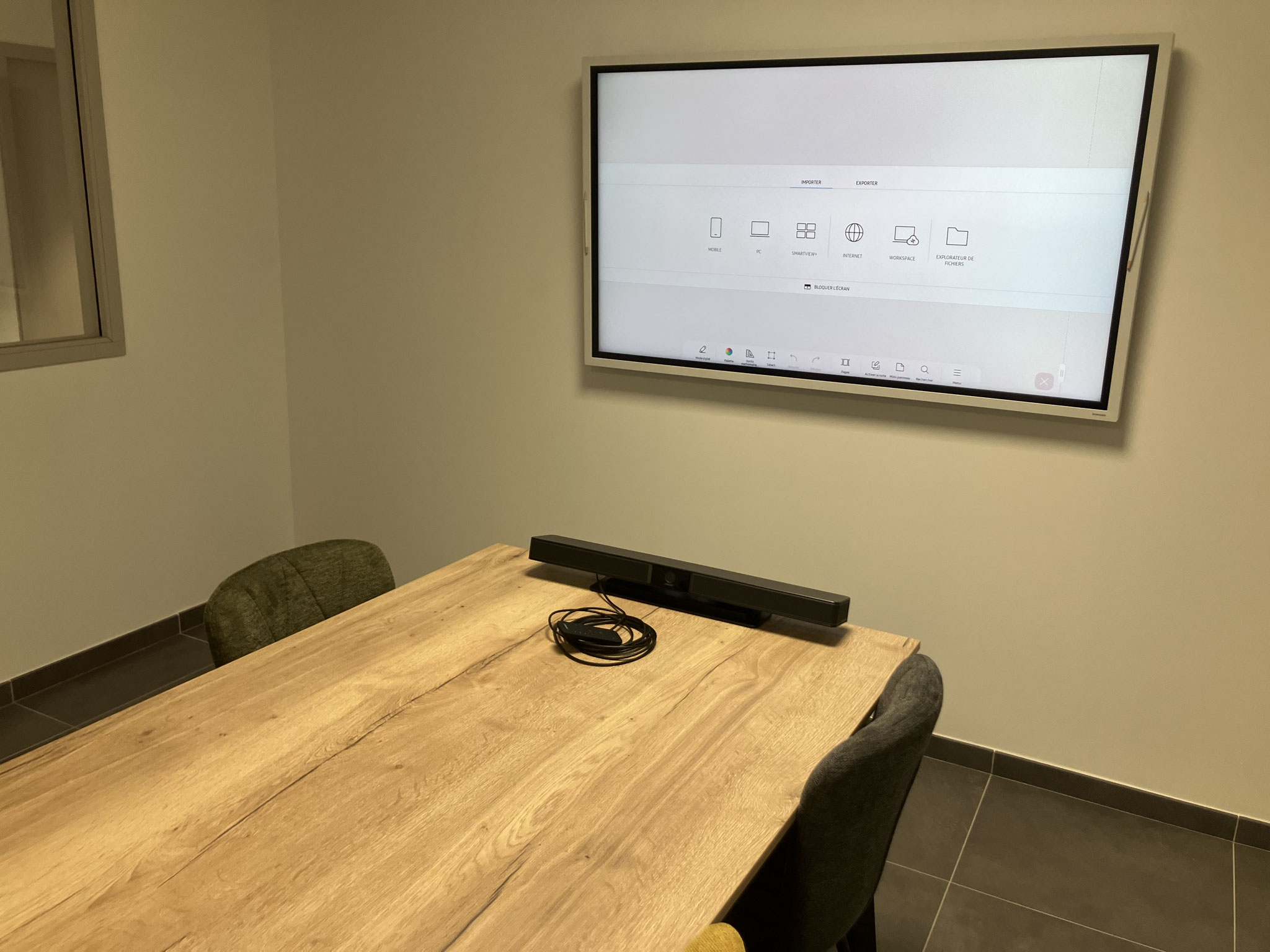 Ecran tactille Samsung Flip pro 65" barre Visio Bose VB1