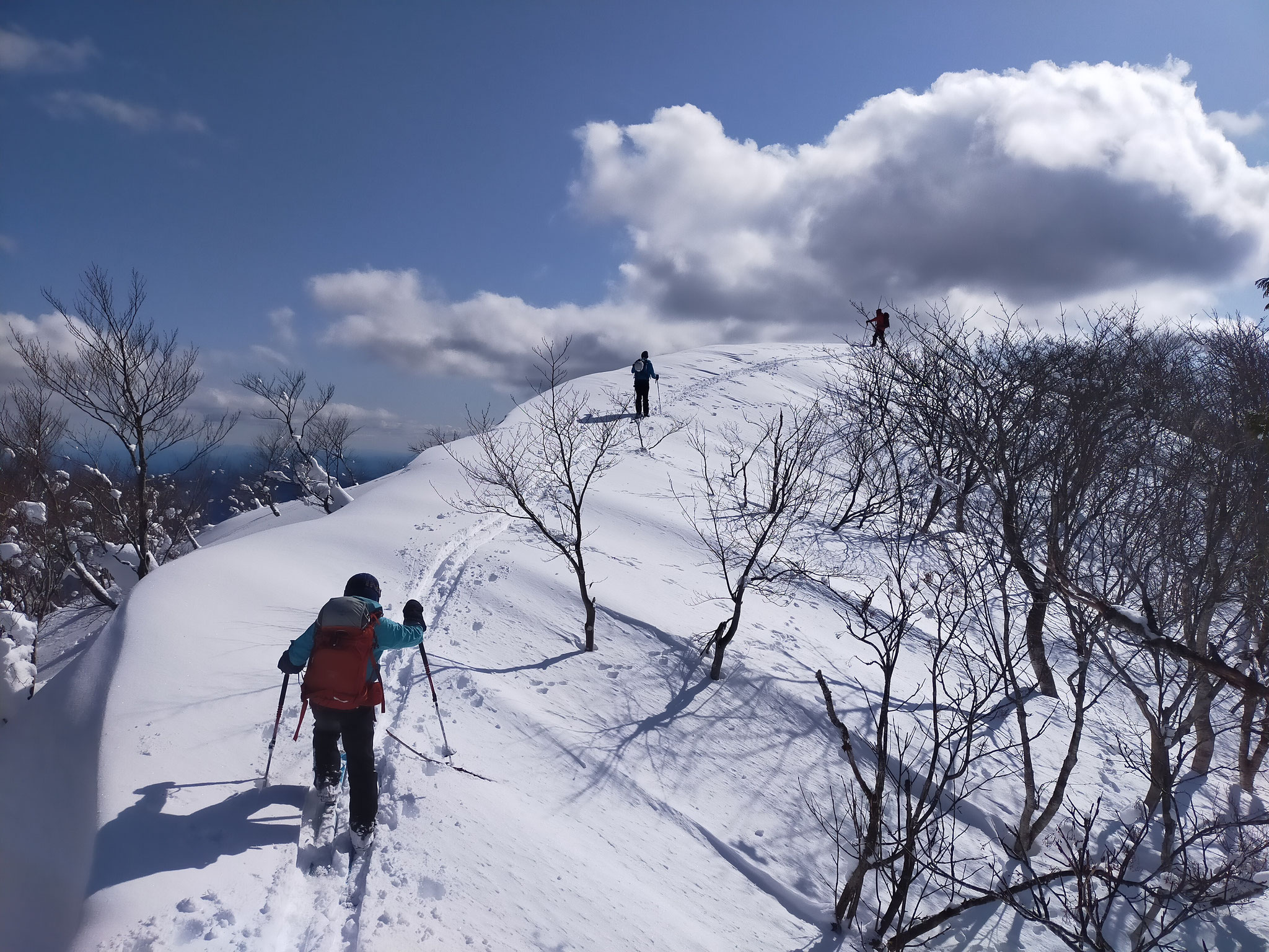 鷲ヶ岳を目指して