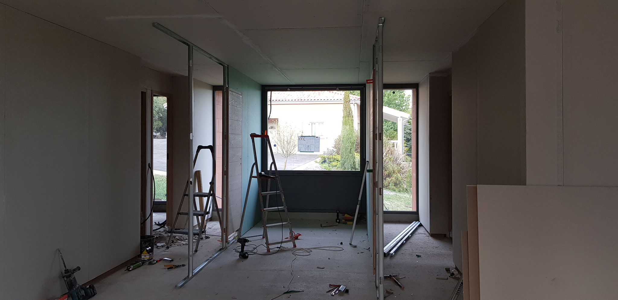 Début cloisons Salle de bain et WC