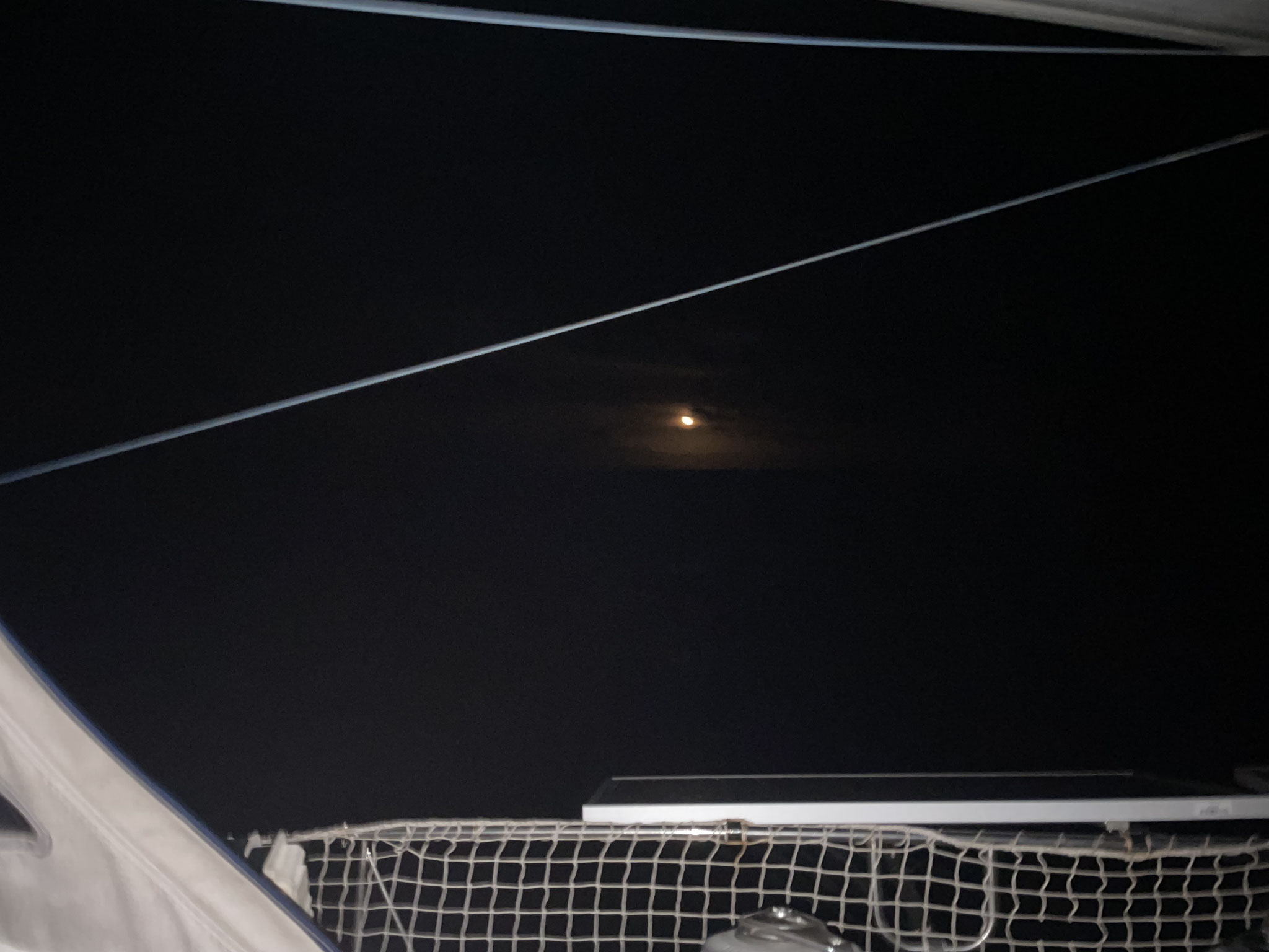 der Mond spendet Licht :-)