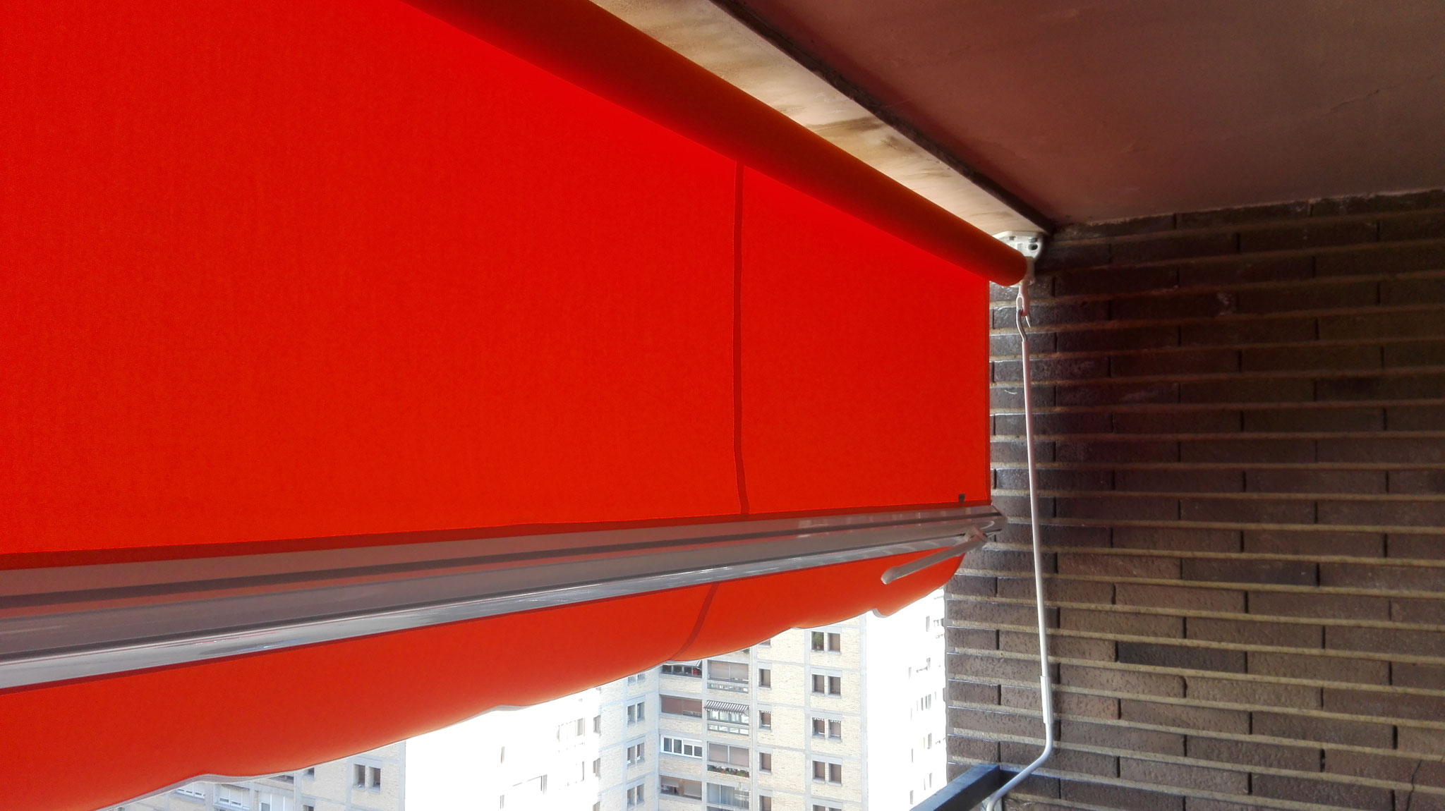 Instalación de toldos para balcones en Navarra